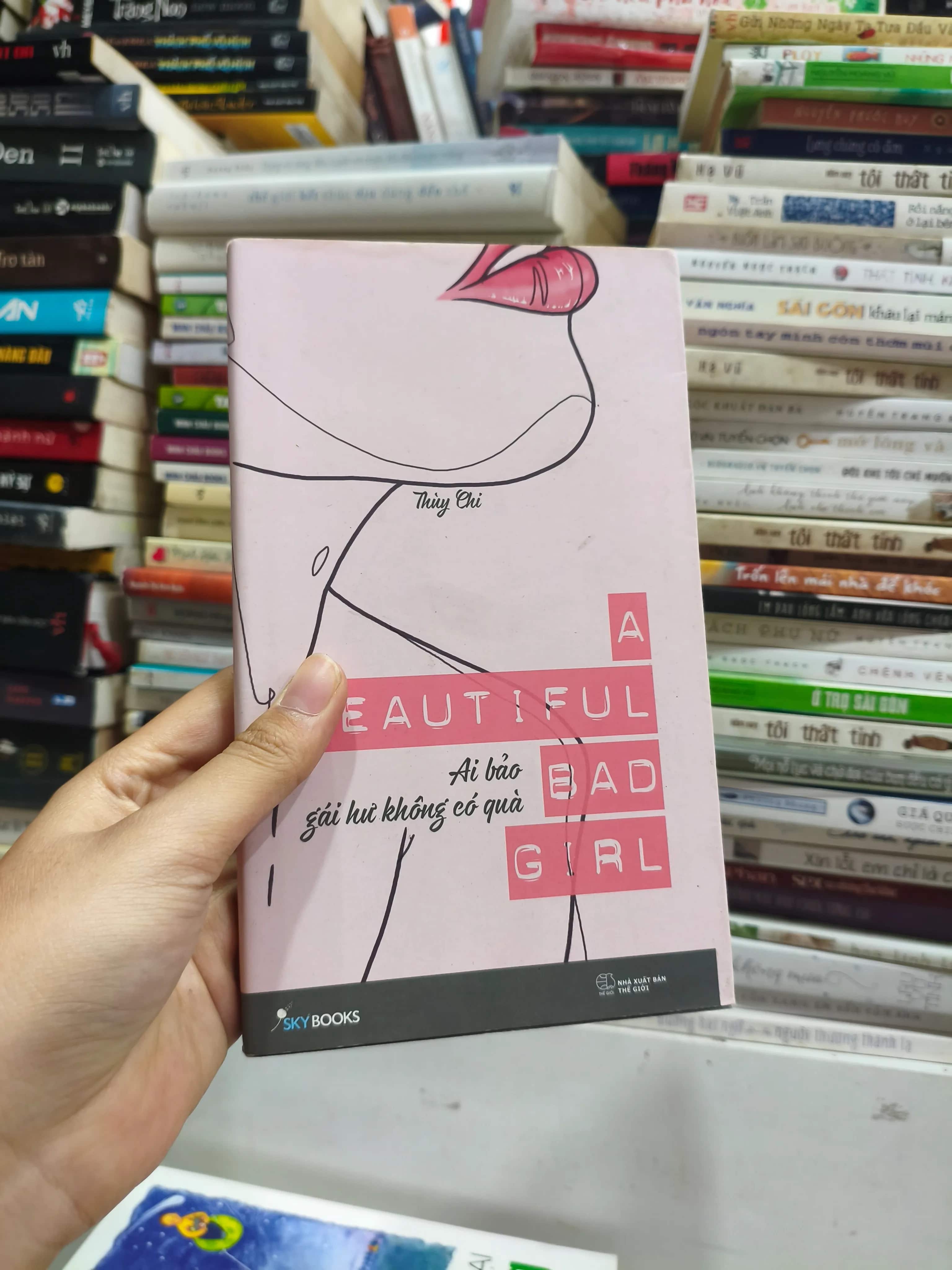 Ai bảo gái hư không có quà 