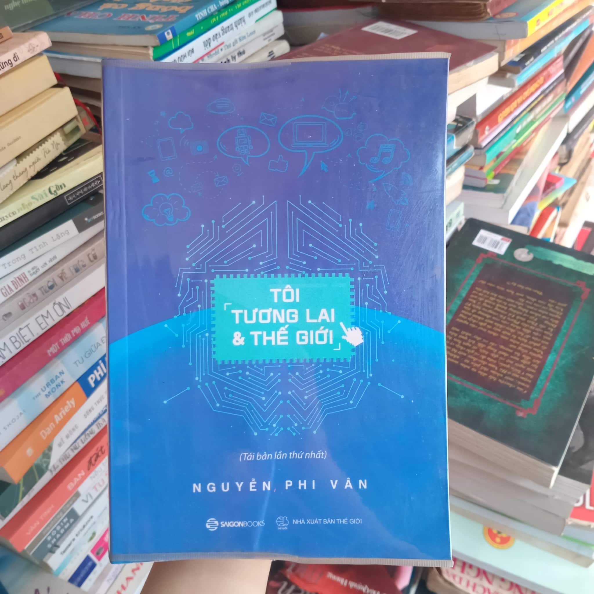 Tôi tương lai và thế giới 