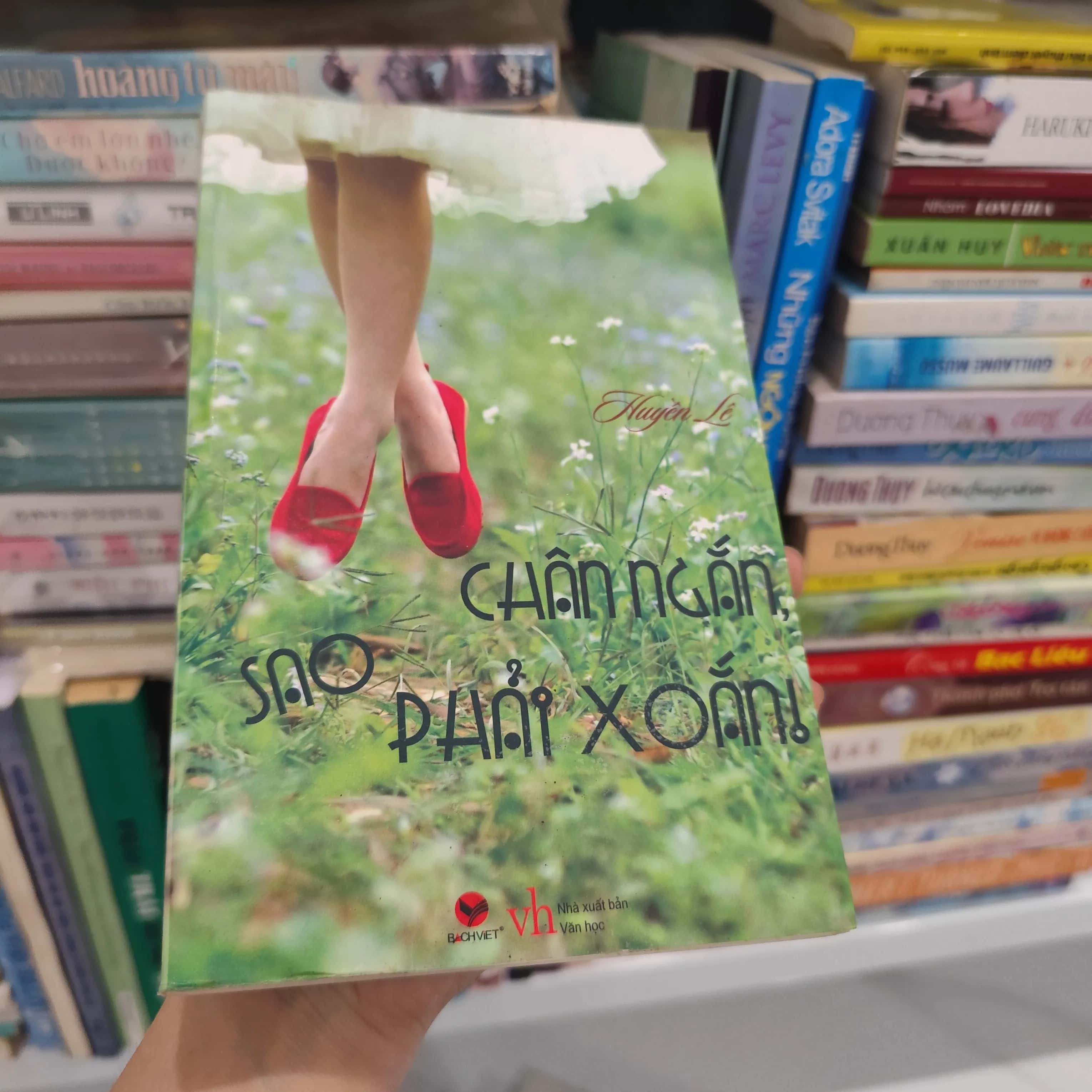 Chân ngắn sao phải xoắn