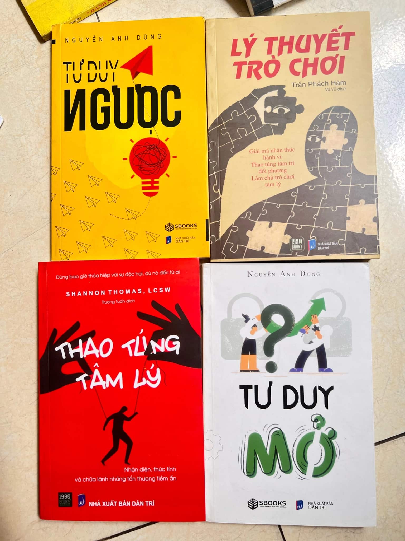 Combo 4 quyển tư duy mở, thao túng tâm lý, lý thuyết trò chơi, tư duy ngược