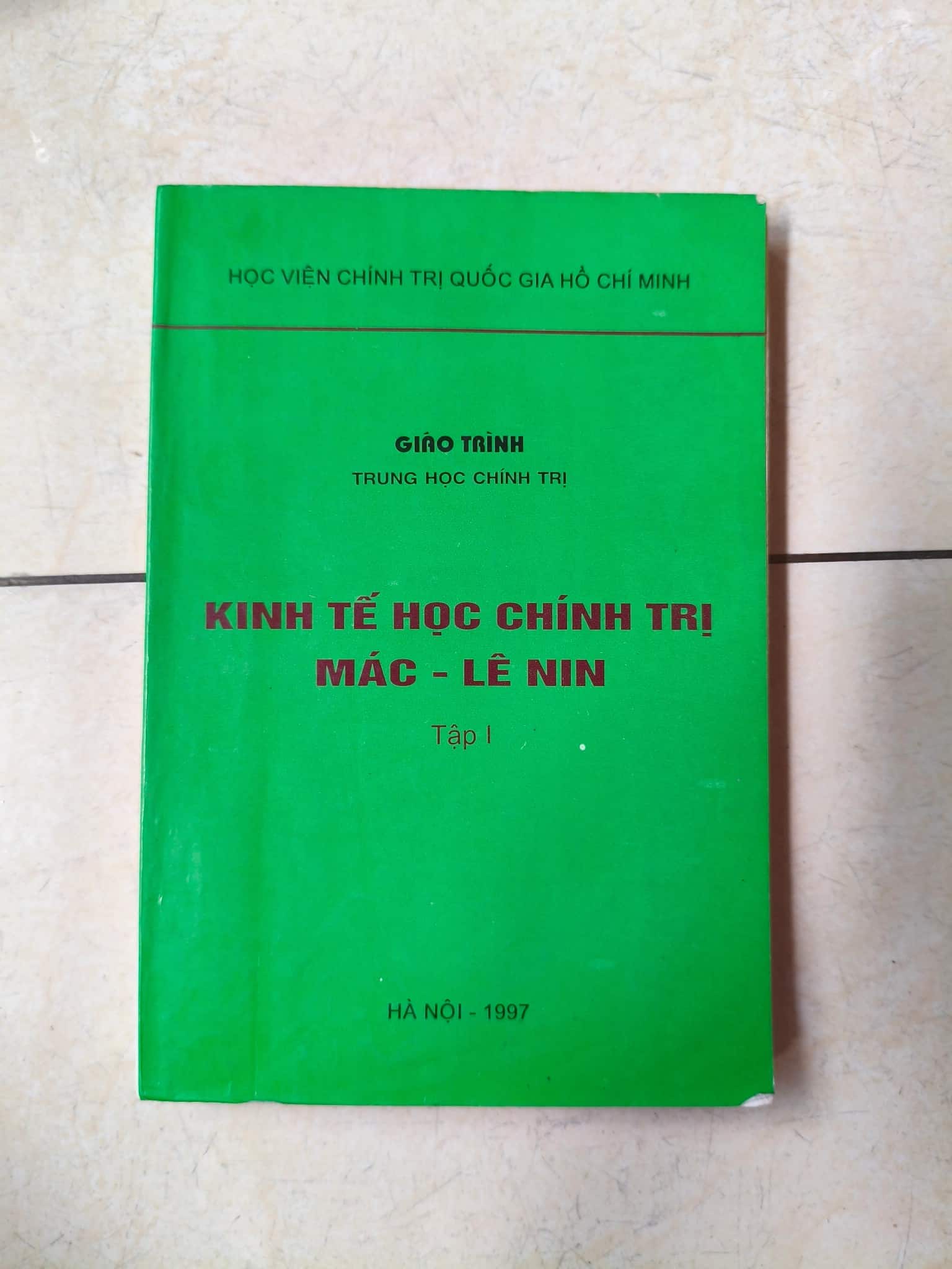 Kinh tế học chính trị Mác- Lê Nin 