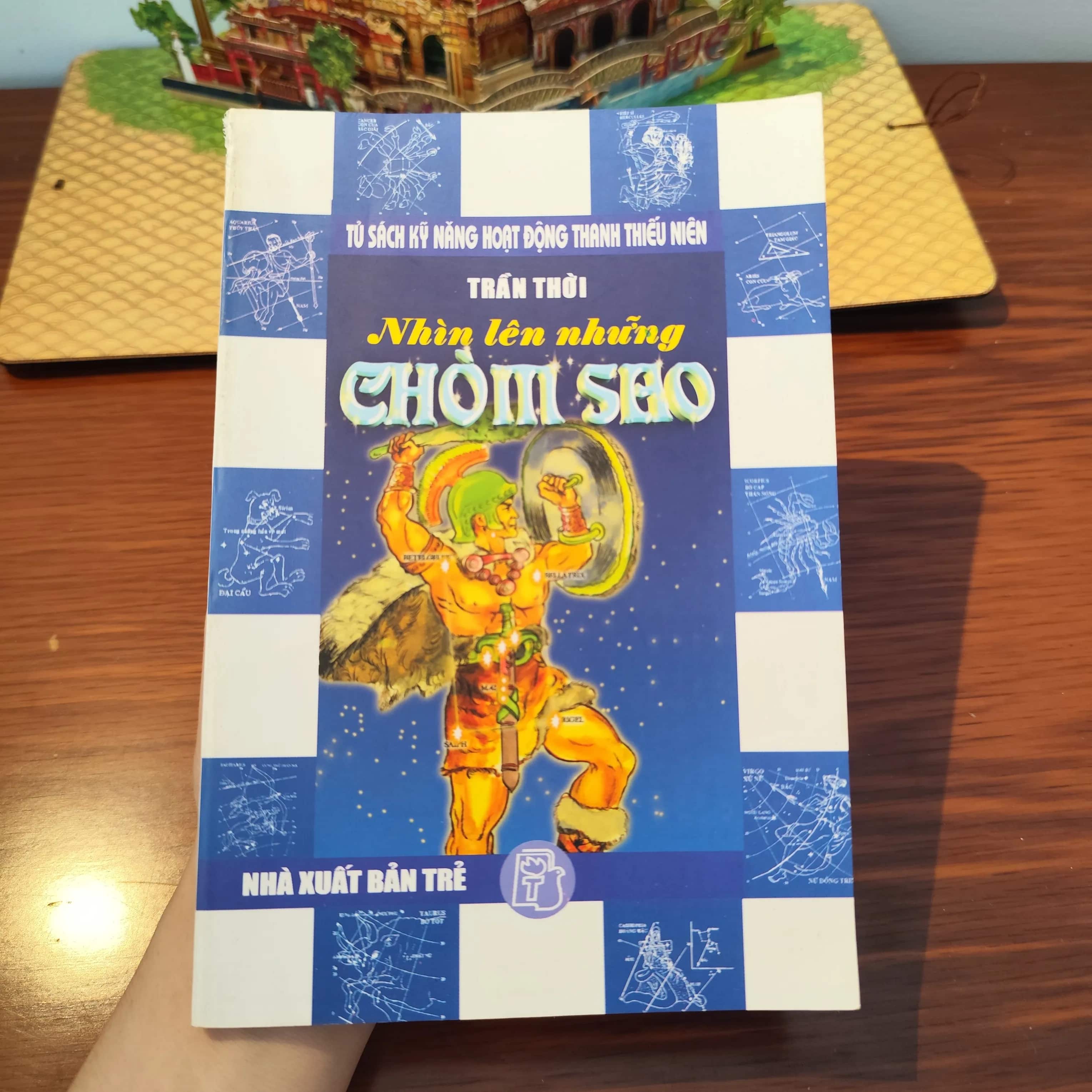 Nhìn lên những chòm sao - Trần Thời