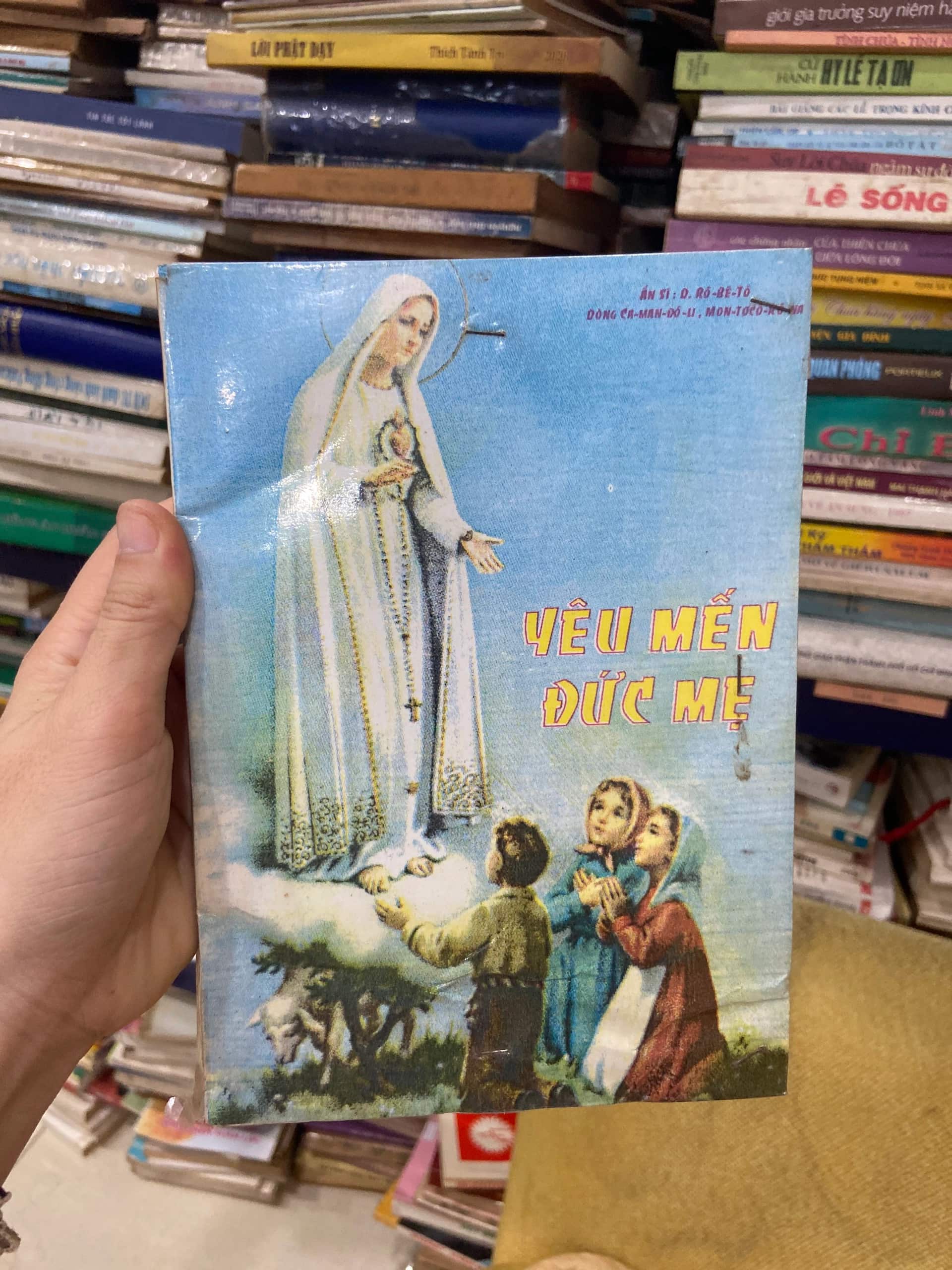 Yêu Mến Đức Mẹ