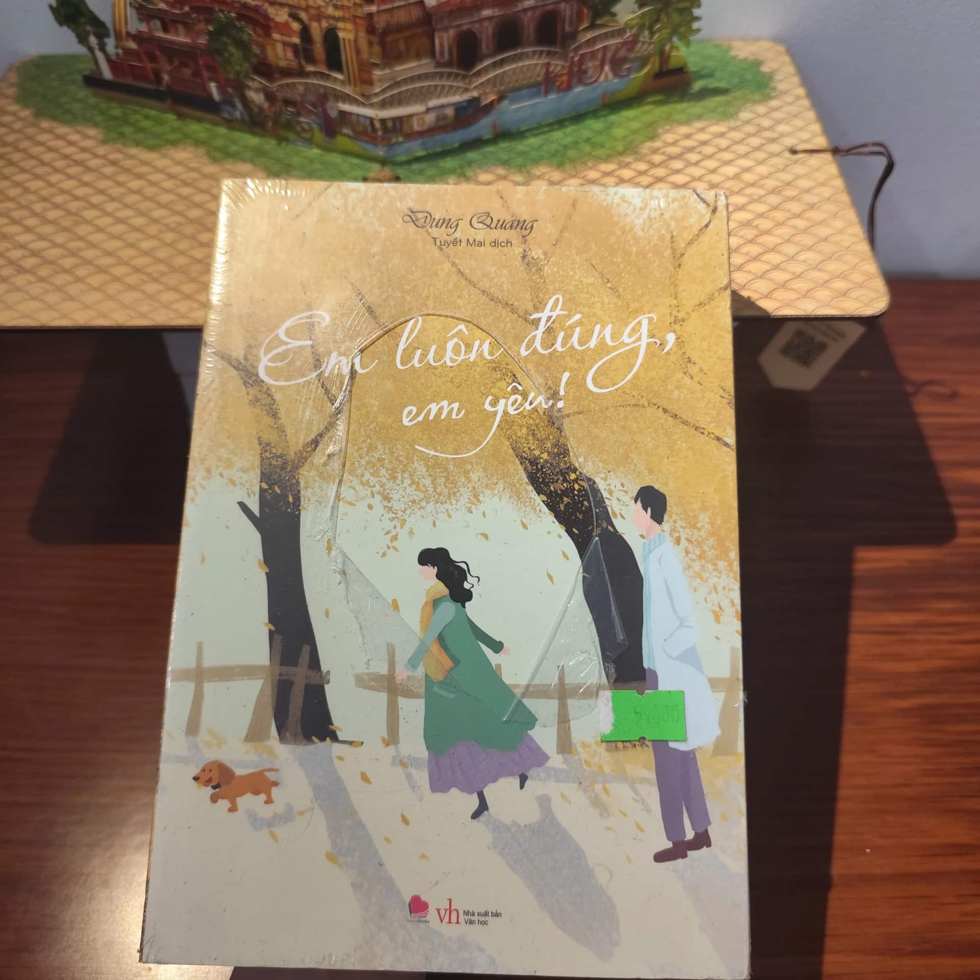 Em luôn đúng em yêu