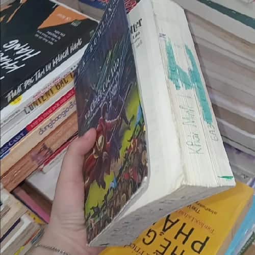 Harry Potter Và Chiếc Cốc Lửa (rách gáy nhẹ)