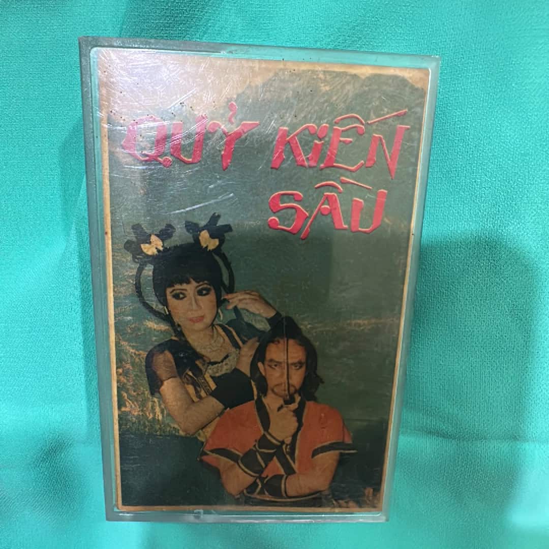 Quỷ Kiến Sầu - Tape - cassette