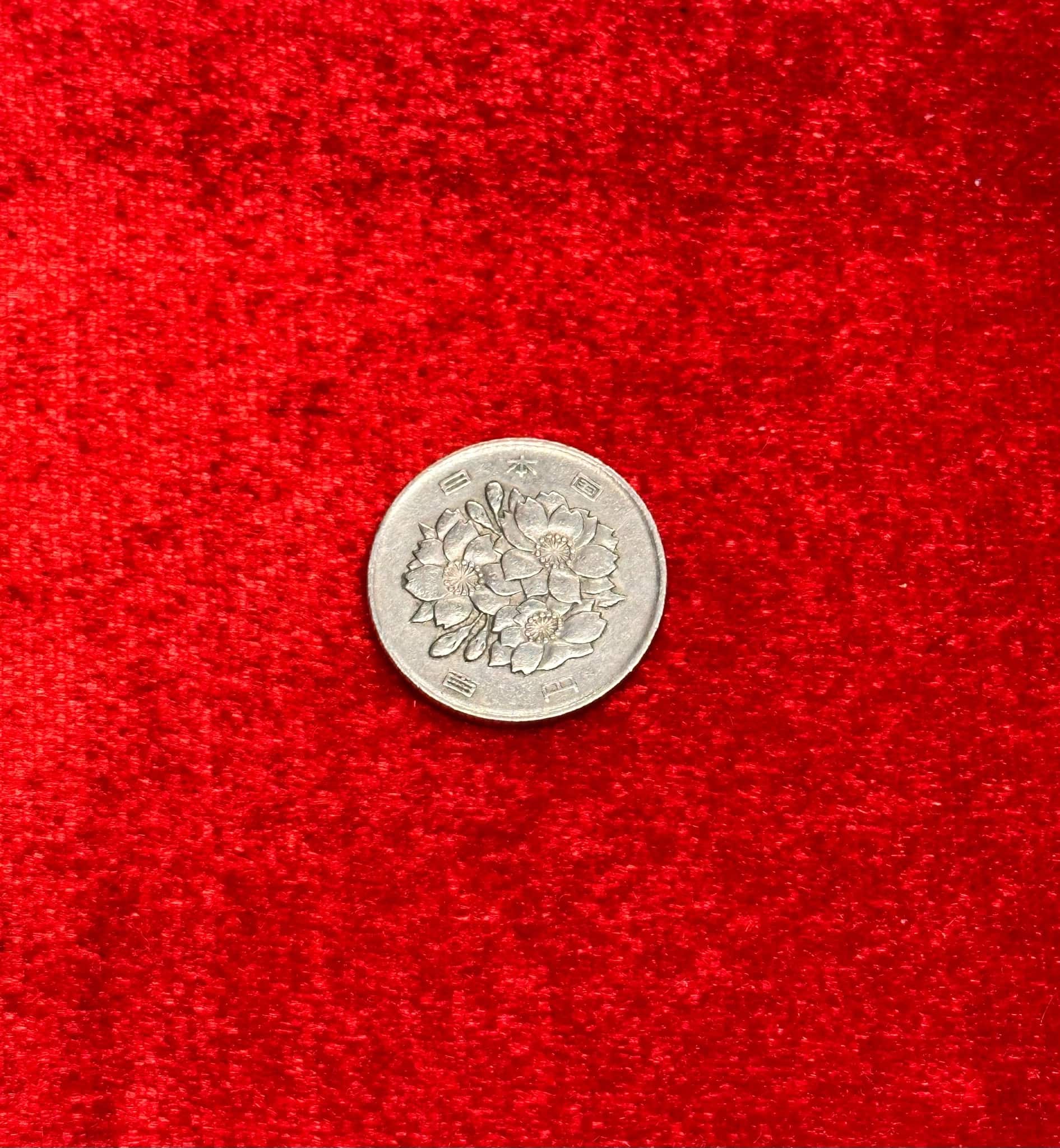 Xu 100 yên Nhật 1967 - xu bông hoa