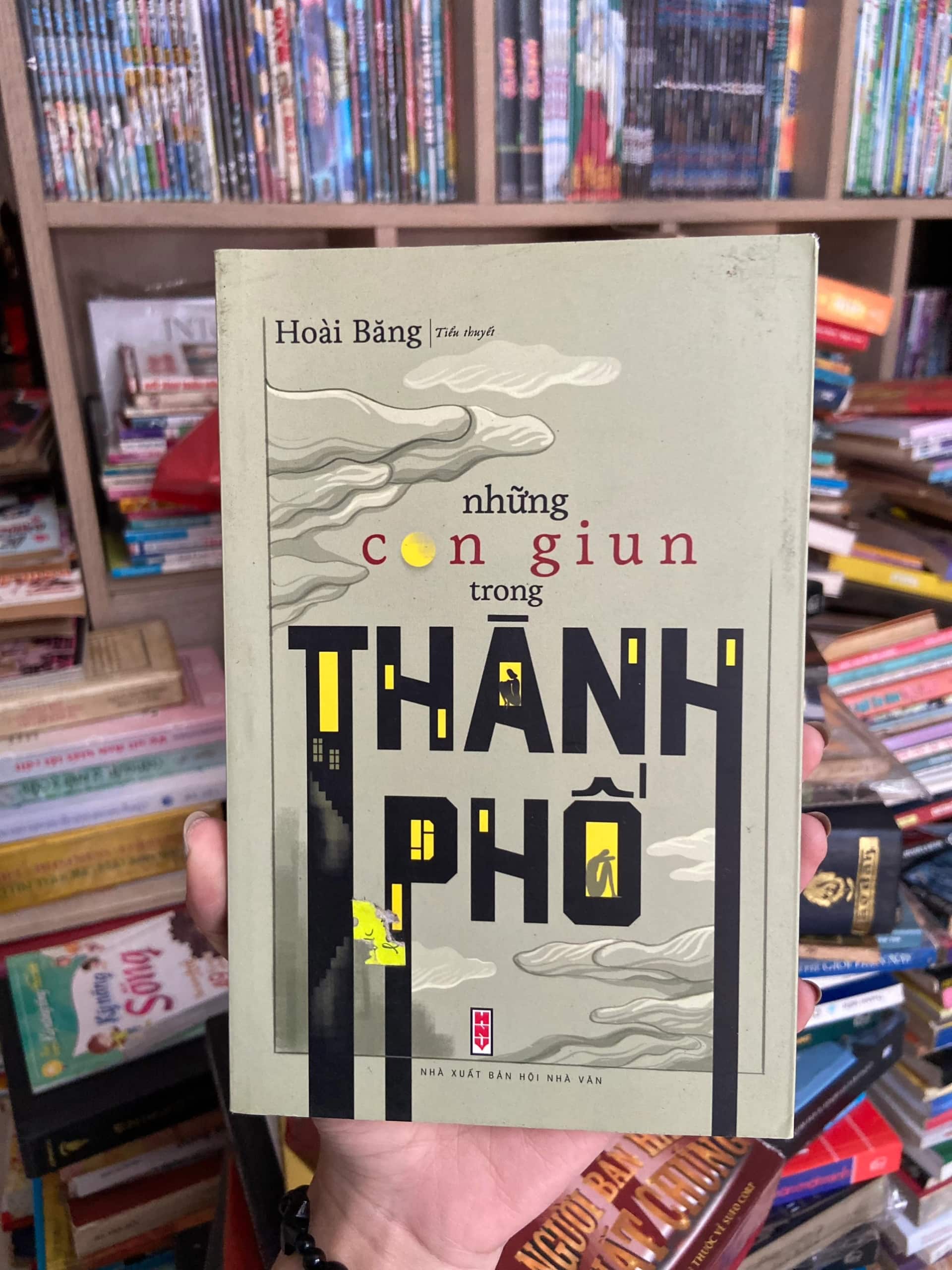 Những con giun trong thành phố - Hoài Băng