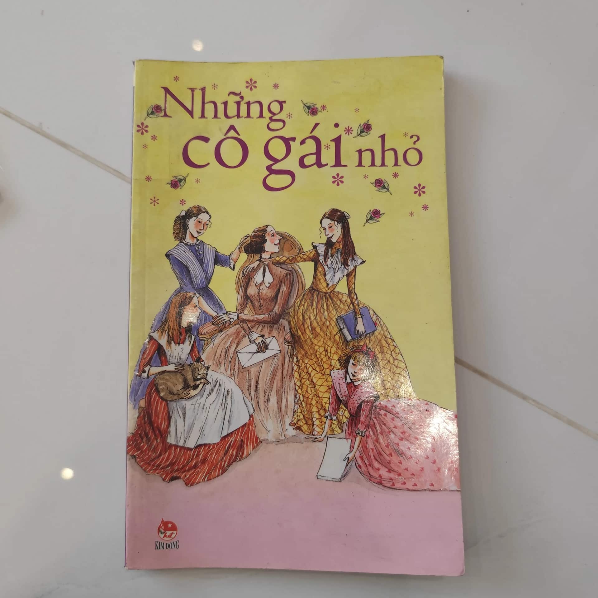Những cô gái nhỏ
