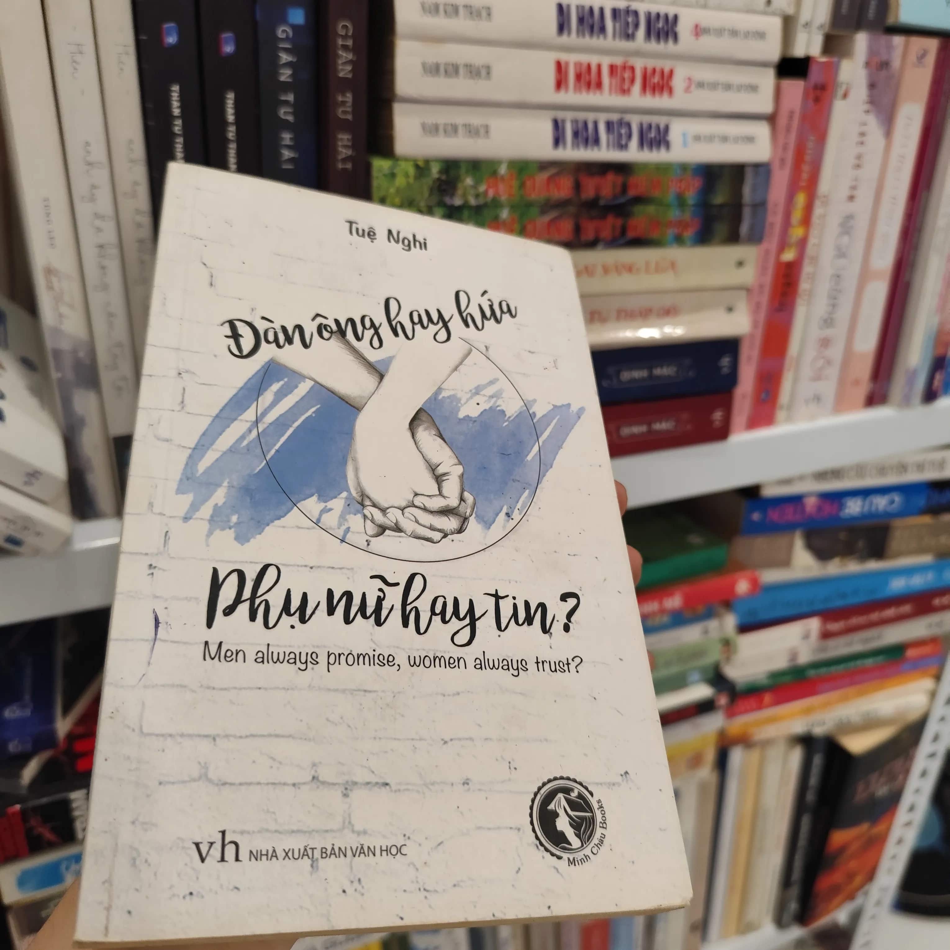 Đàn ông hay hứa phụ nữ hay tin