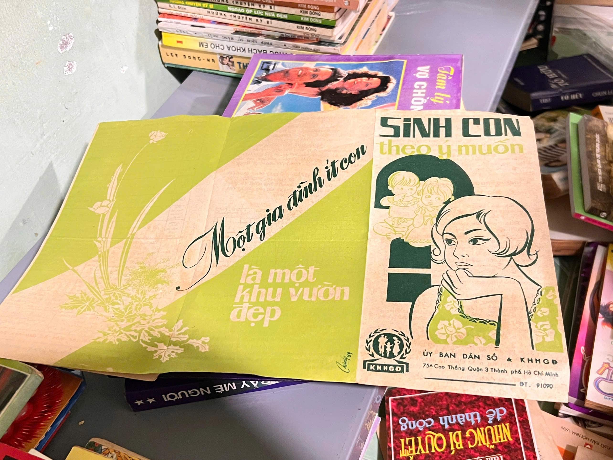 Tờ rơi sinh con theo ý muốn của uỷ ban dân số quận 3, 199x