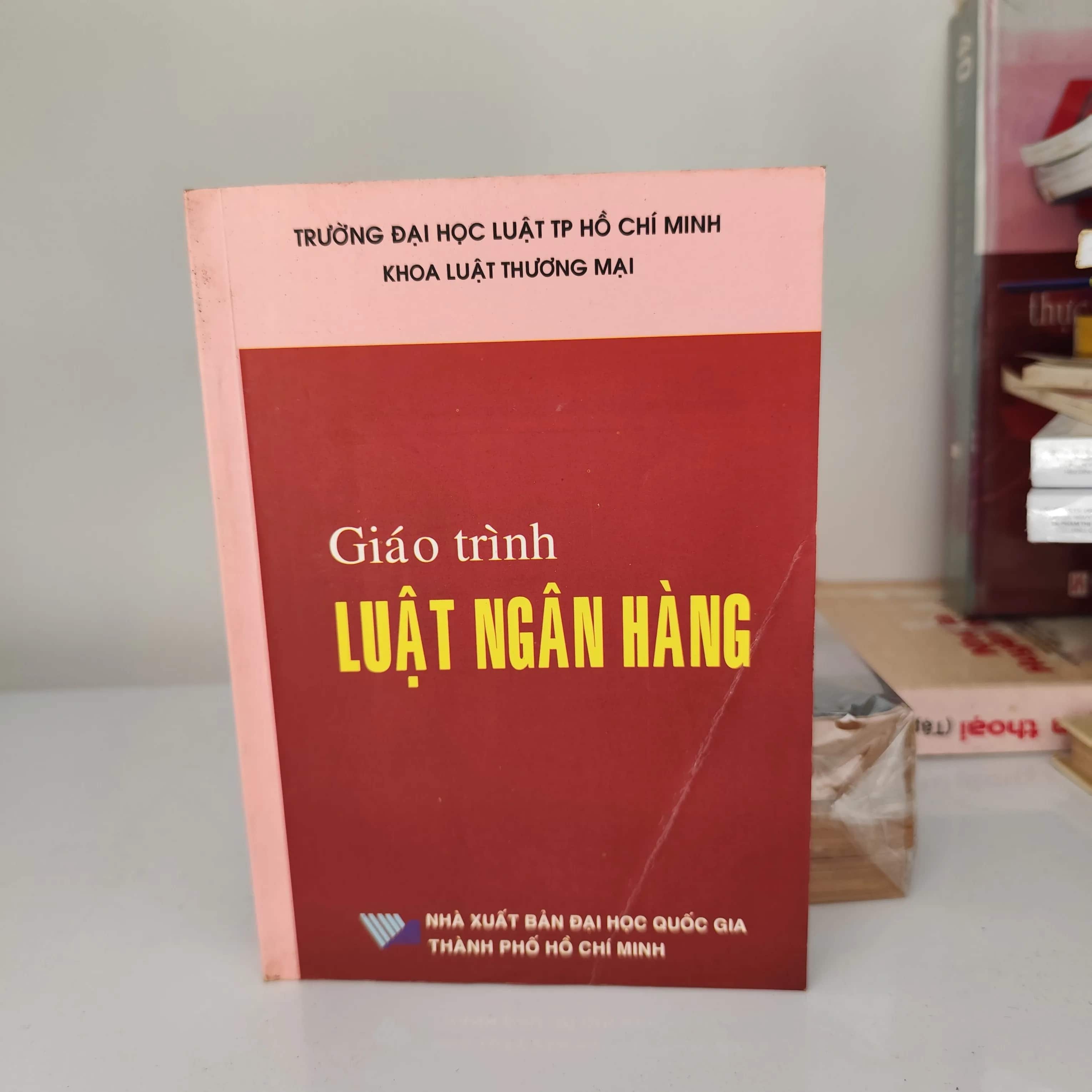 Giáo trình luật ngân hàng