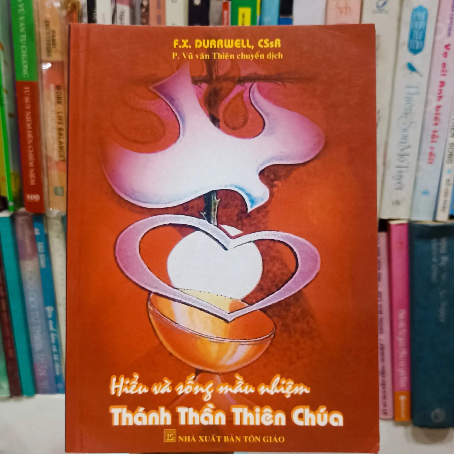 Hiểu và sống mầu nhiệm Thánh Thần Thiên Chúa