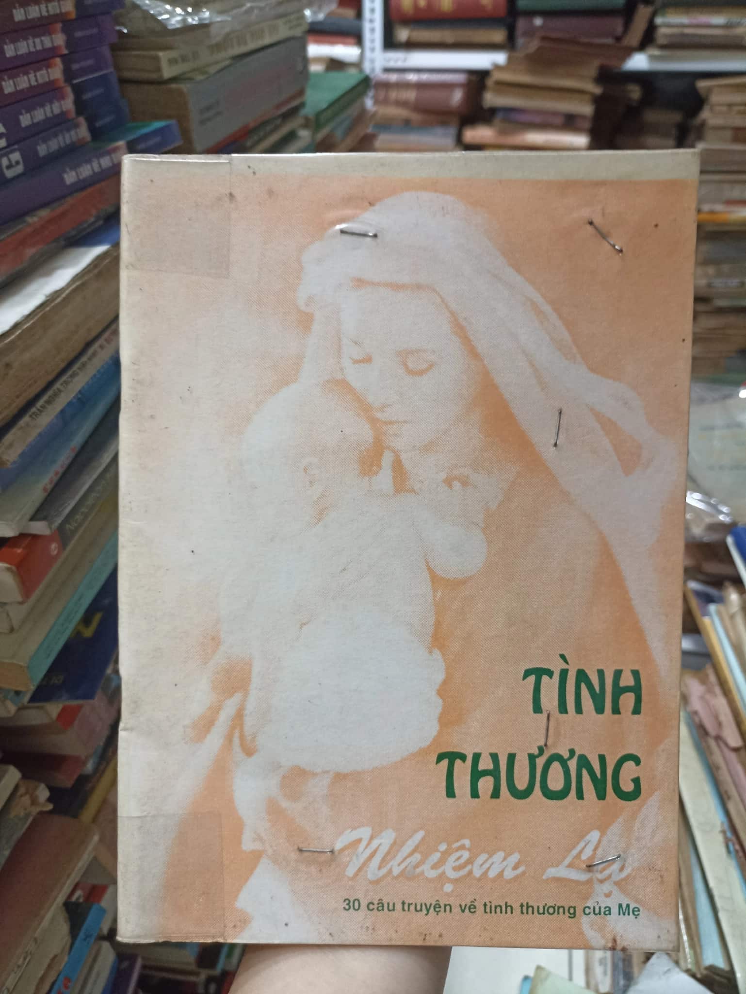 Tình Thương Nhiệm Lạ