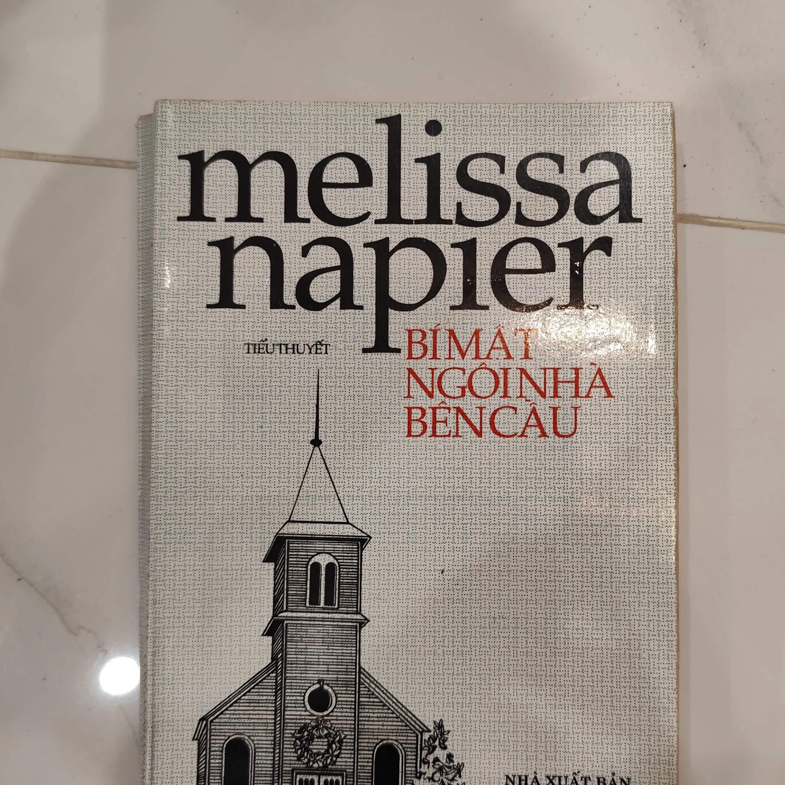 Bí mật ngôi nhà bên cầu