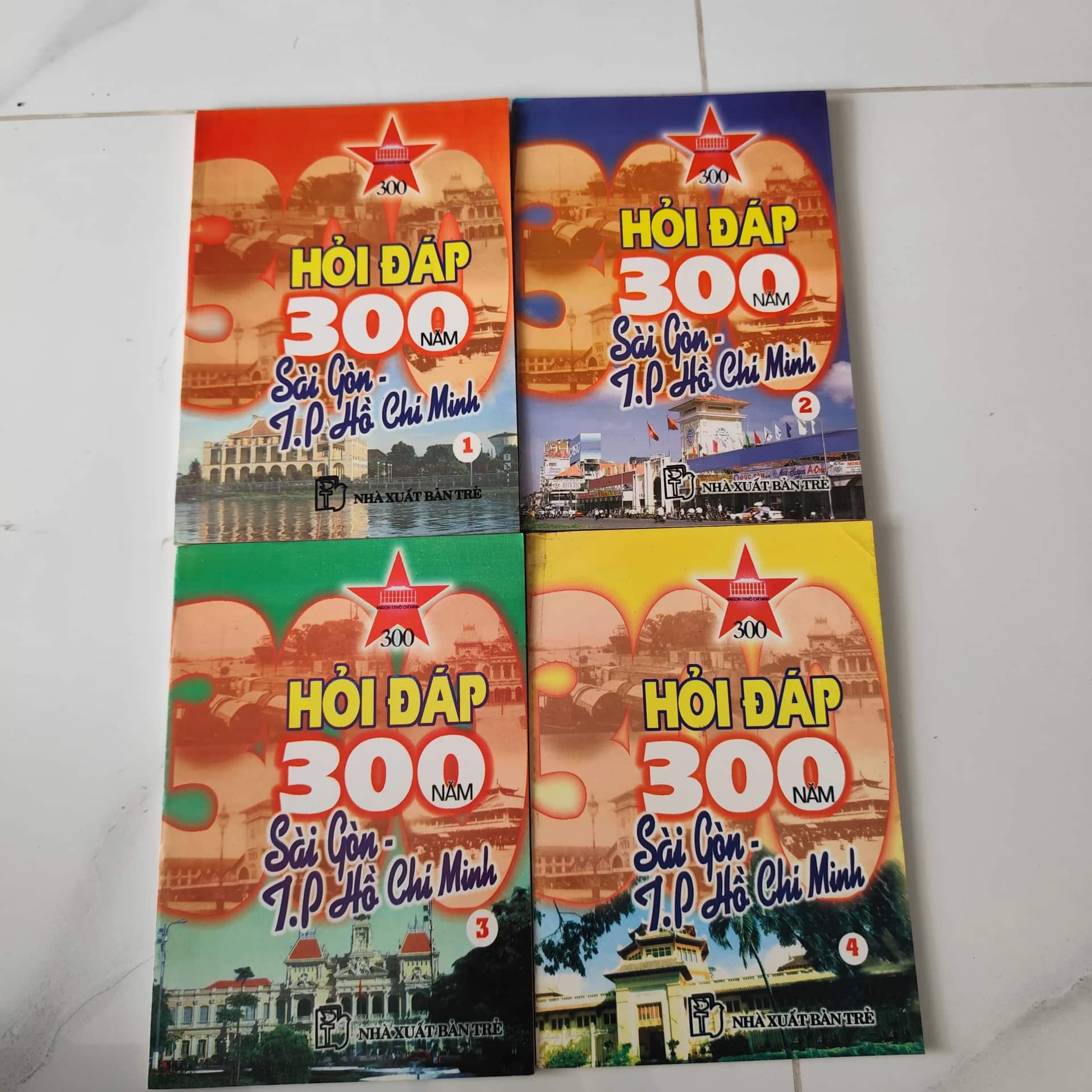 Combo 4 cuốn Hỏi đáp 300 năm Sài Gòn Thành Phố Hồ Chí Minh