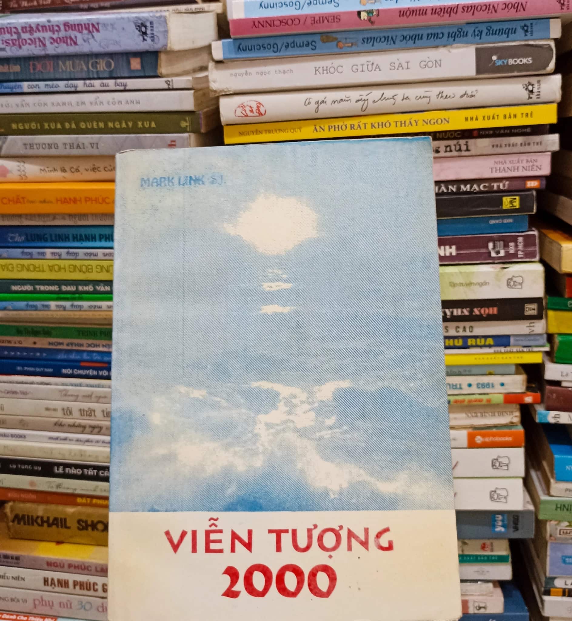 Viễn tưởng 2000 