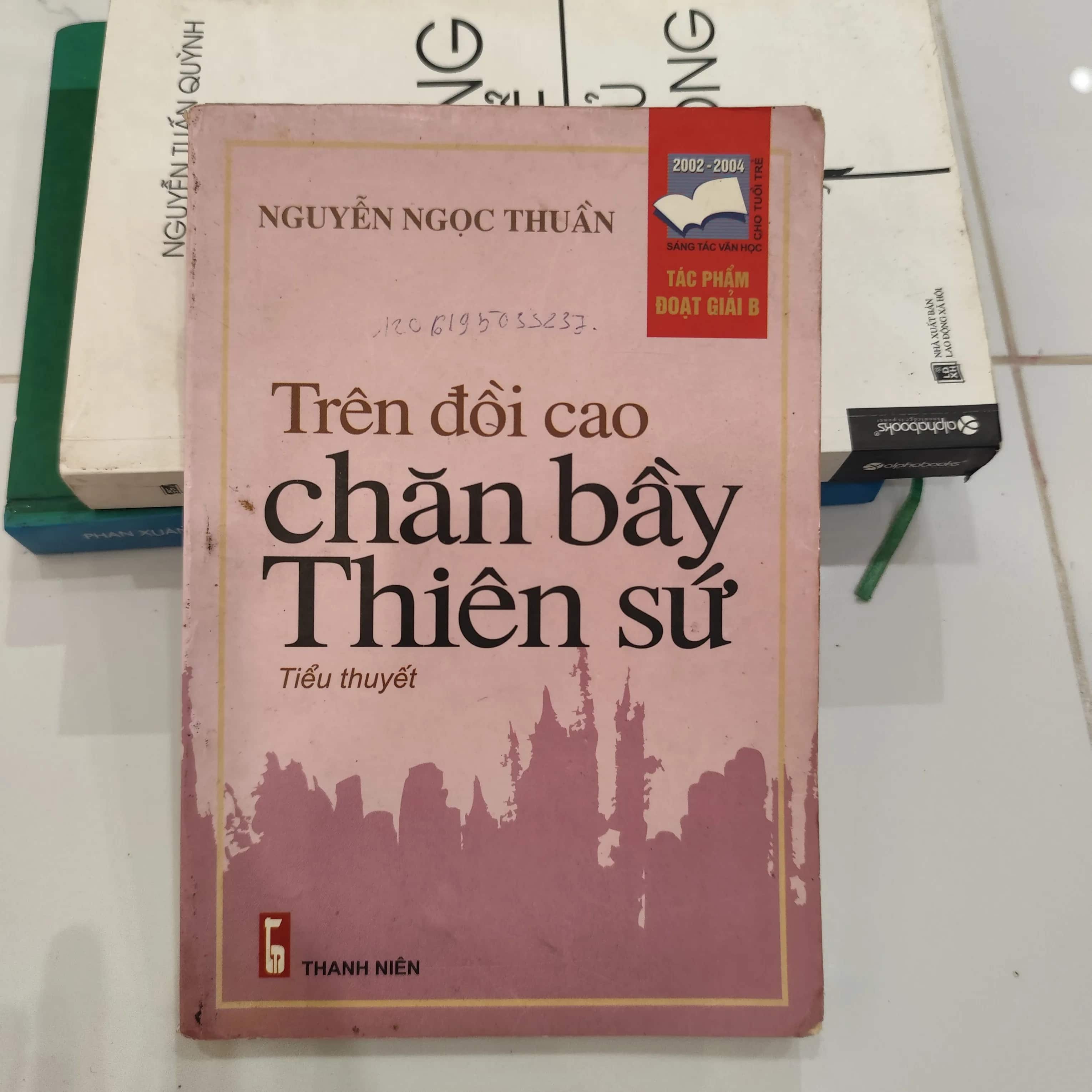 Trên đồi cao chăn bầy thiên sứ