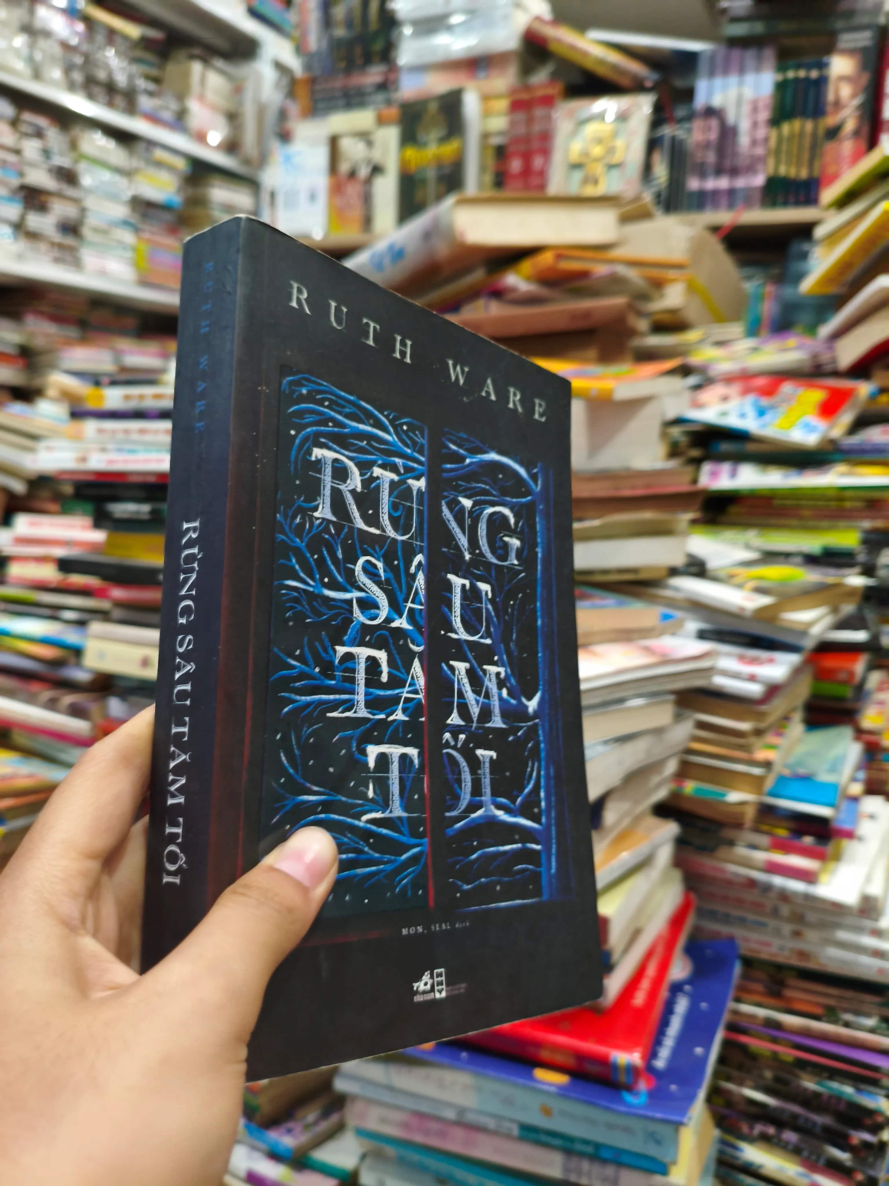 Rừng sau tâm tối 