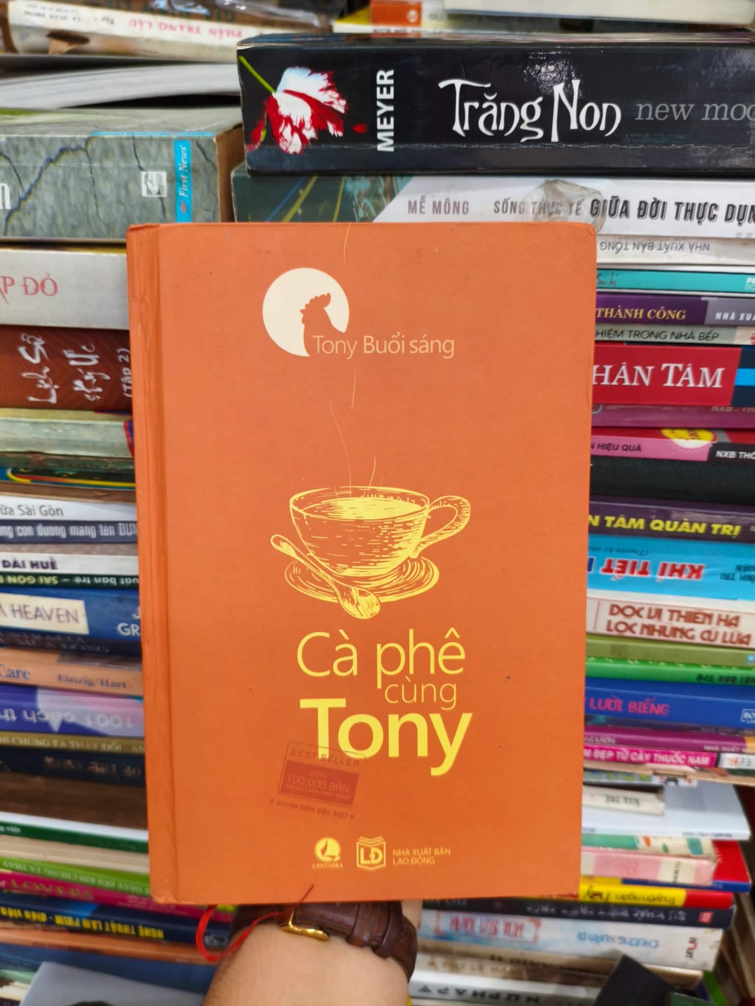 Cà phê cùng Tony bìa cứng 