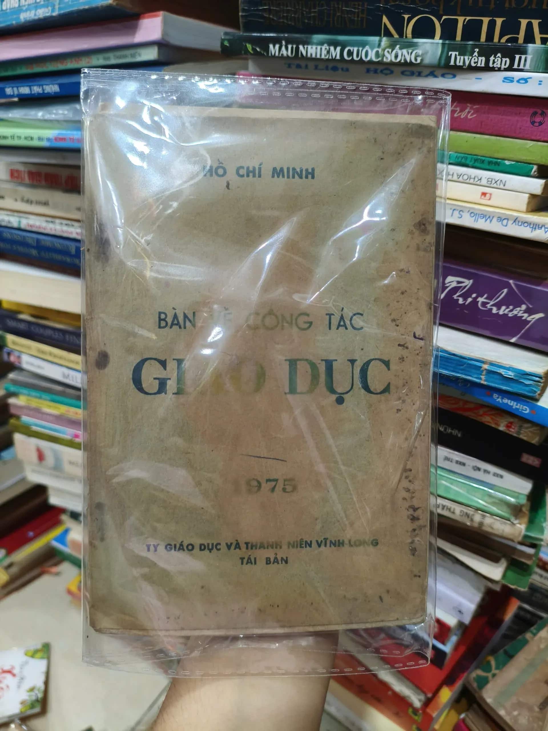 BÀN VỀ CÔNG TÁC GIÁO DỤC - HỒ CHÍ MINH