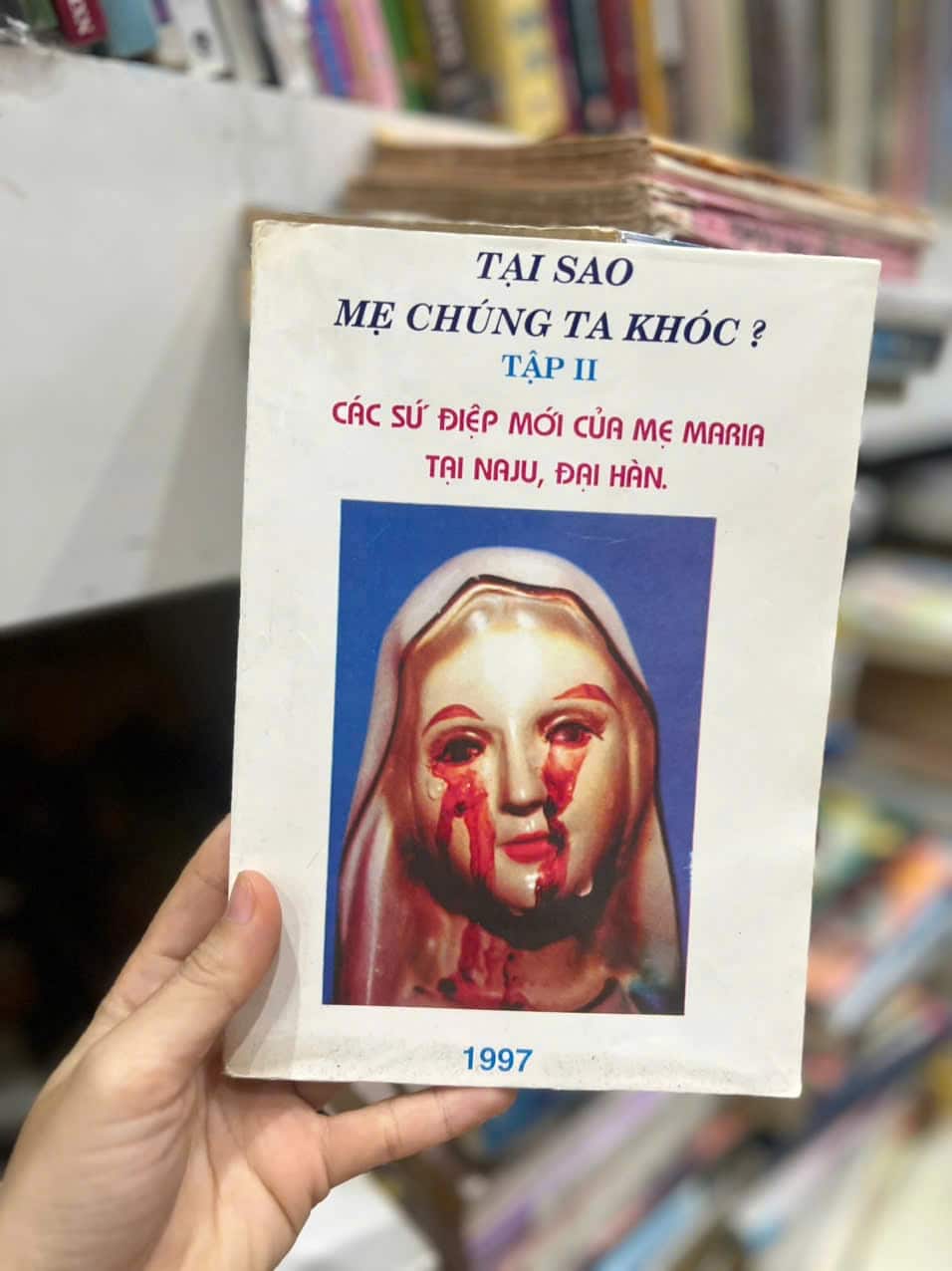 Tại sao mẹ chúng ta khóc