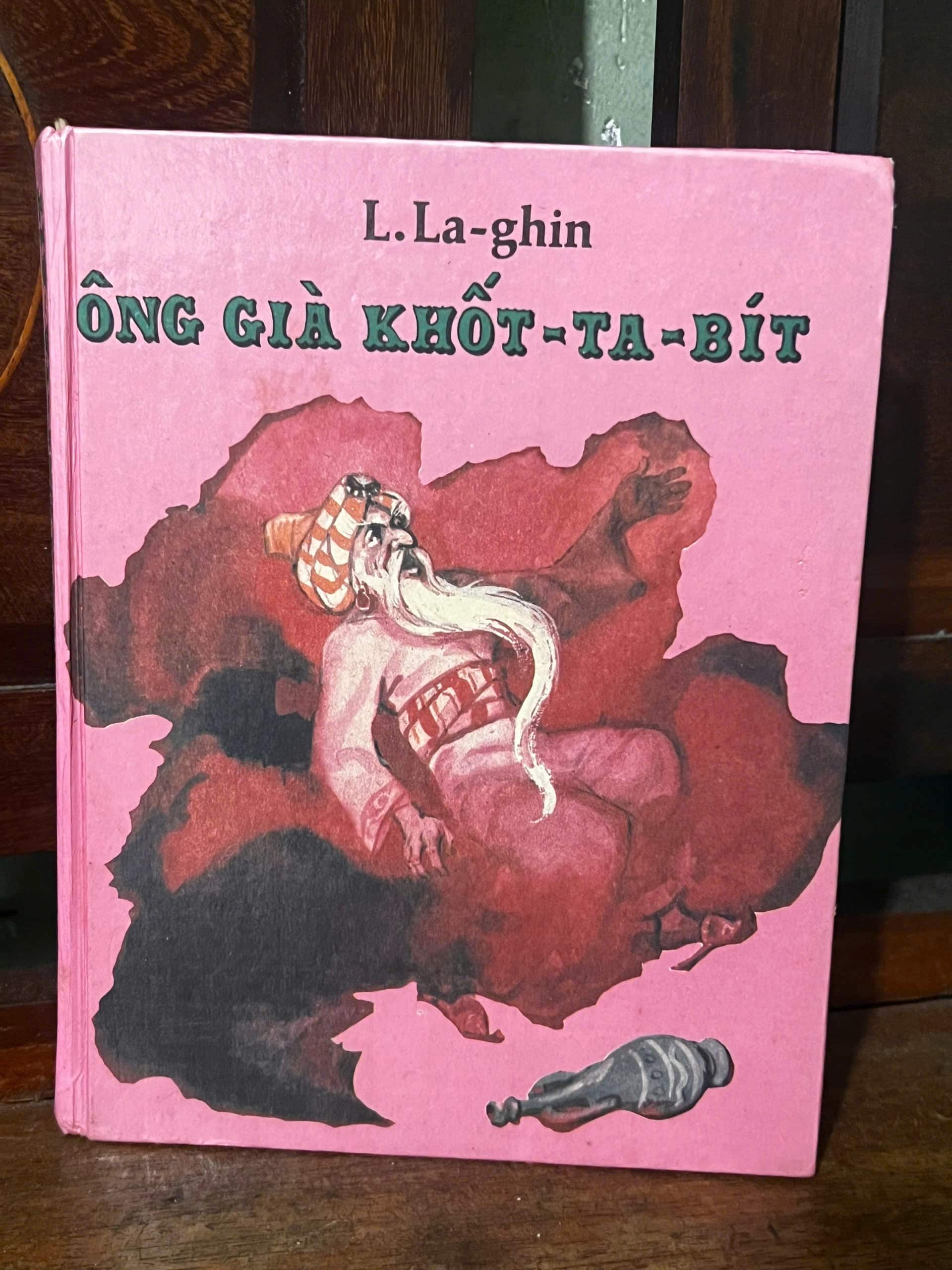 Ông già Khốt - ta - Bít | L. La-ghin ( sách liên xô )
