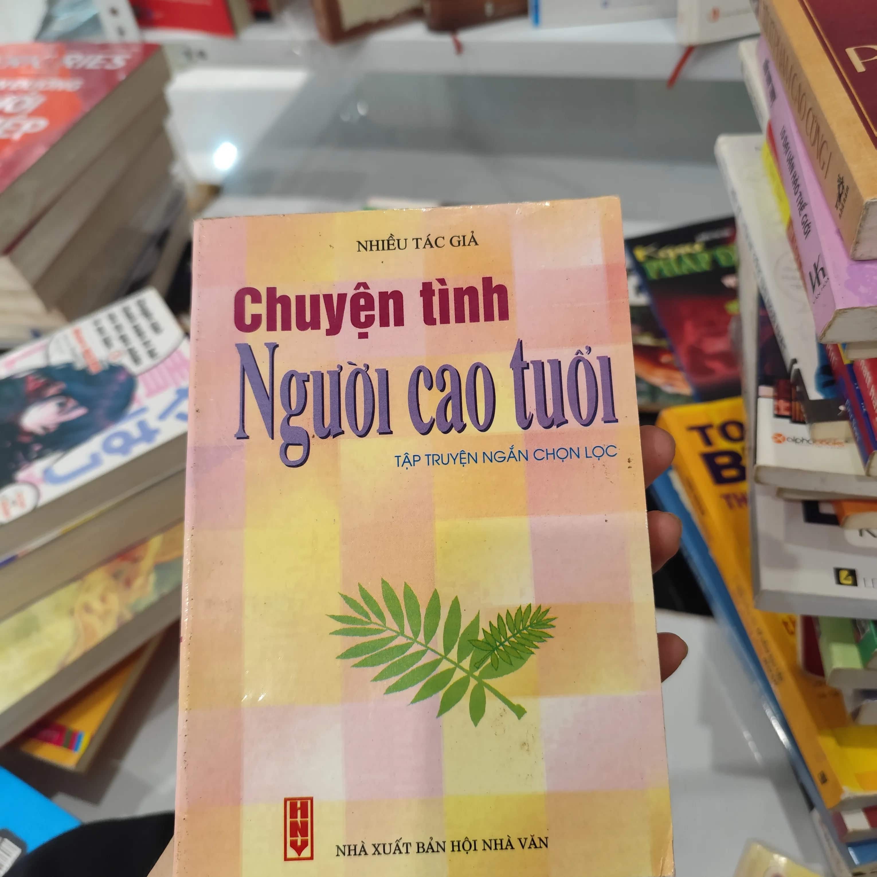 Chuyện tình người cao tuổi