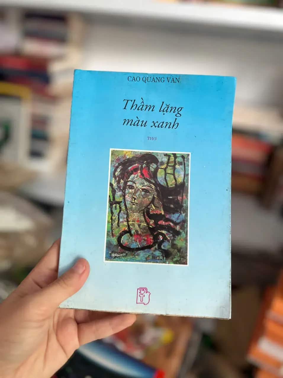 Thầm lặng màu xanh - Cao Quảng Văn - Có chữ ký tác giả⭐