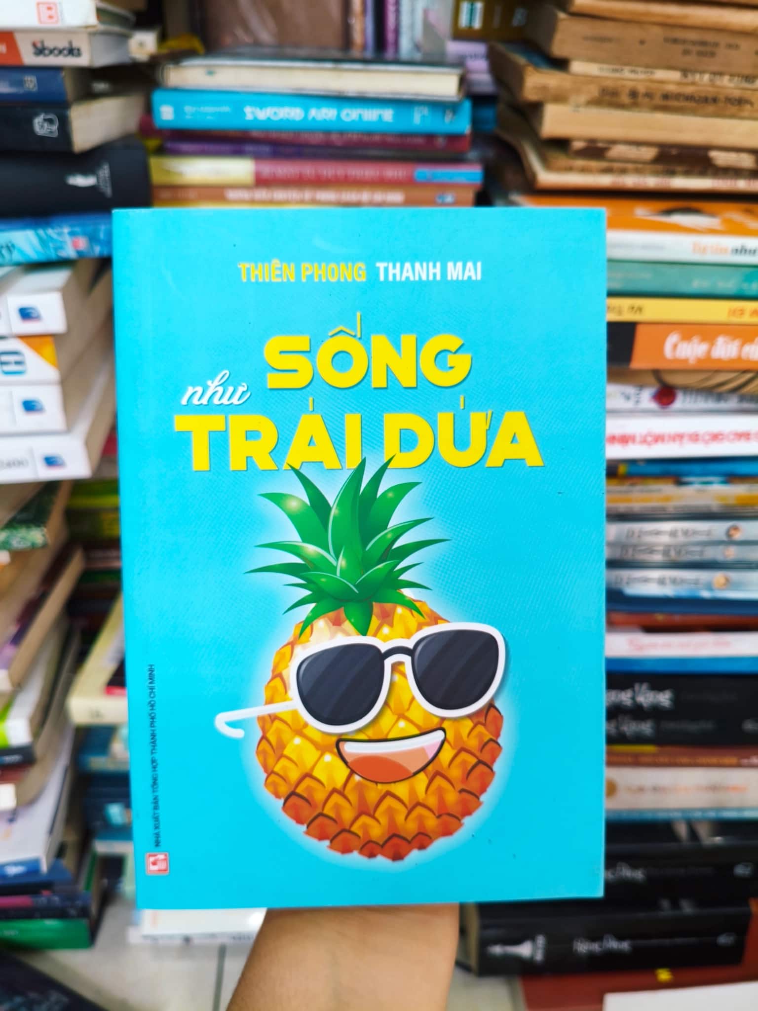 Sống như trái dứa