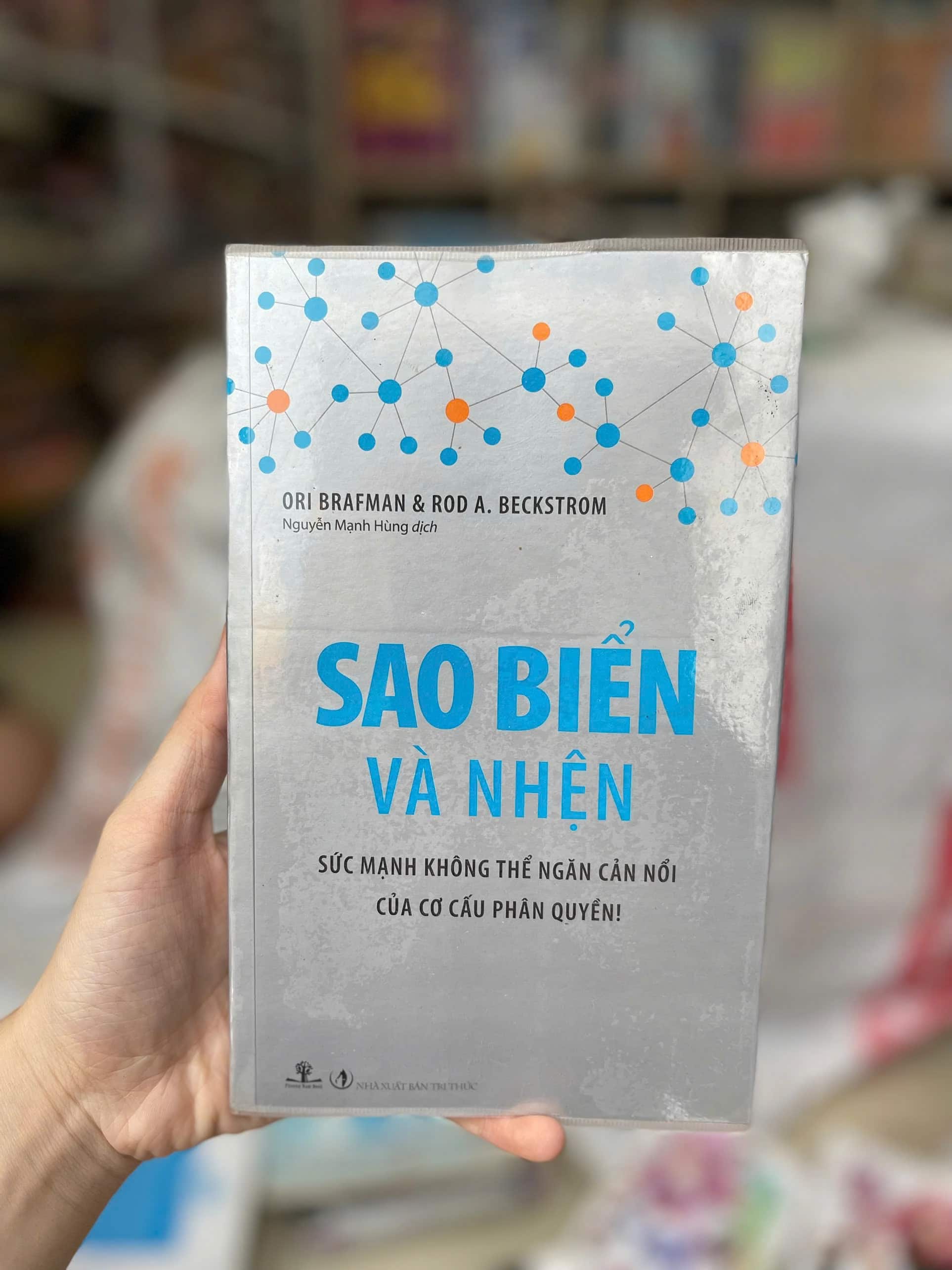 Sao Biển Và Nhện - Sức Mạnh Không Thể Ngăn Cản Nổi Của Cơ Cấu Phân