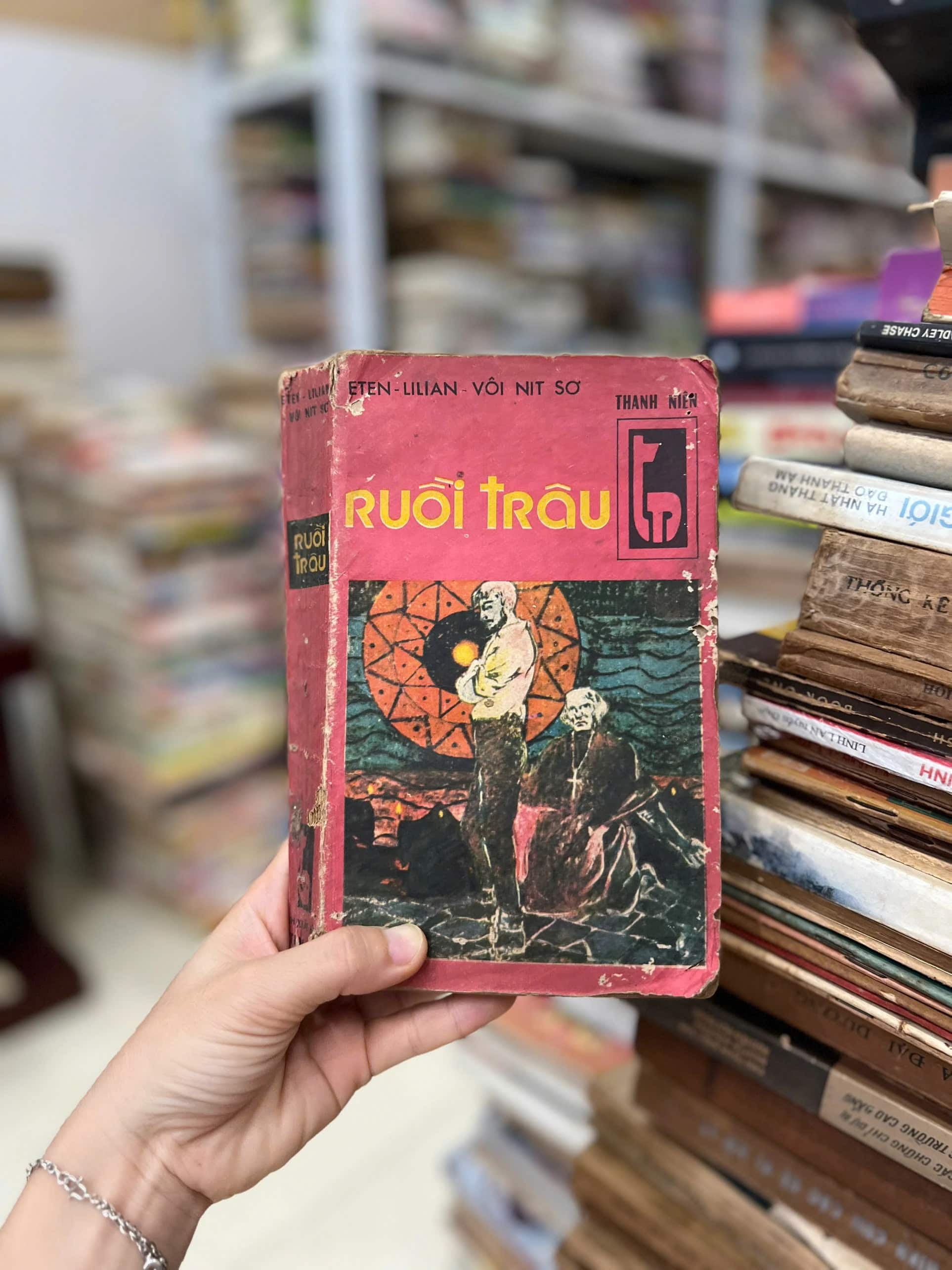 Ruồi trâu - Ethel La.VoVnich