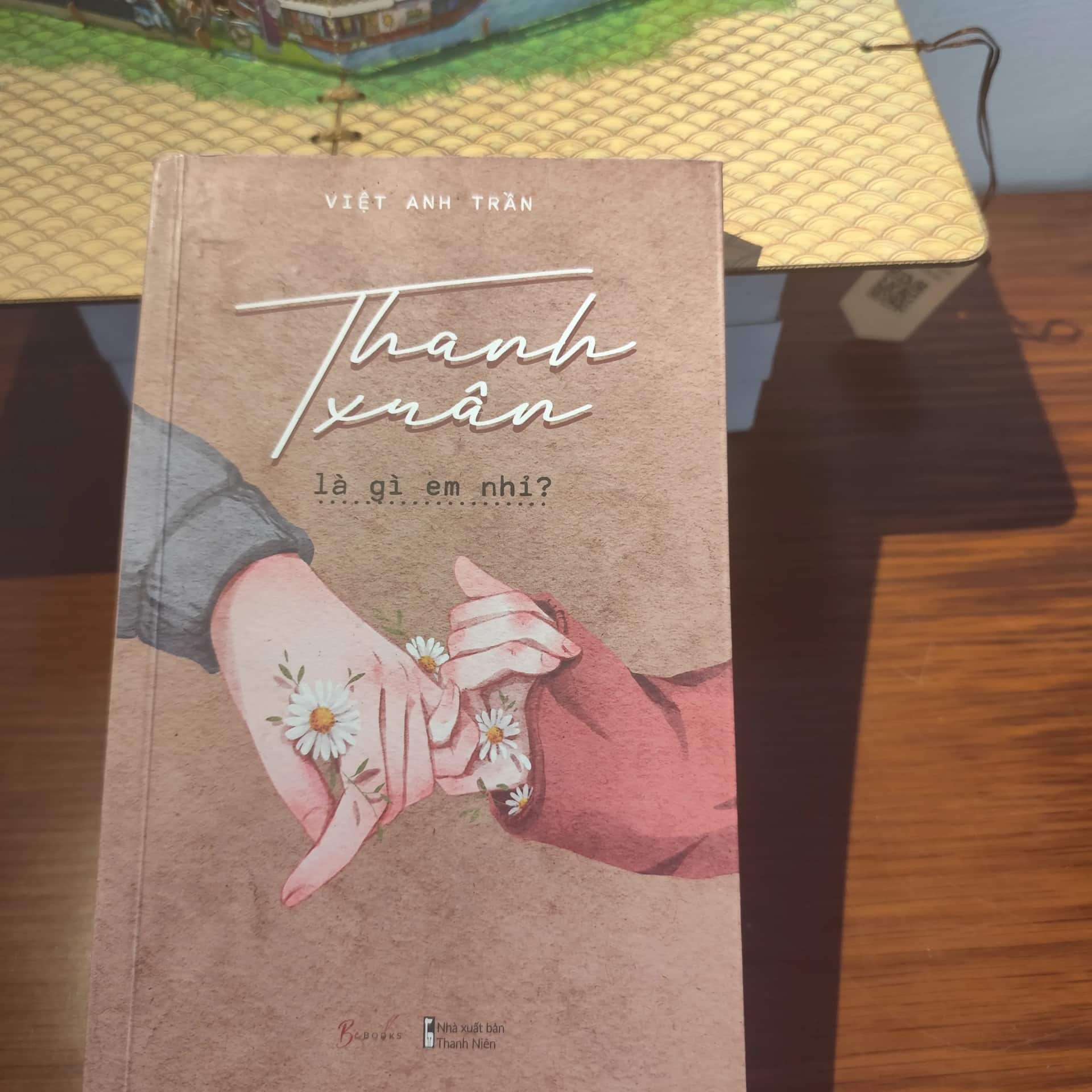 Thanh xuân là gì em nhỉ?