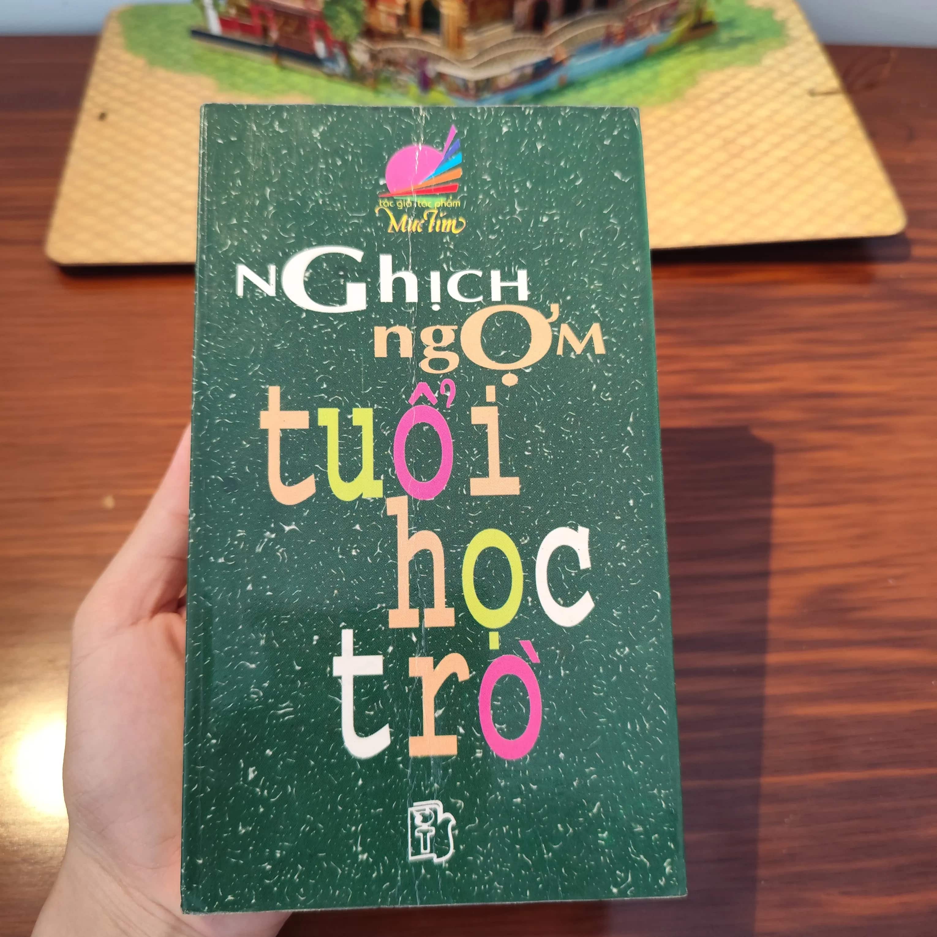 Nghịch ngợm tuổi học trò