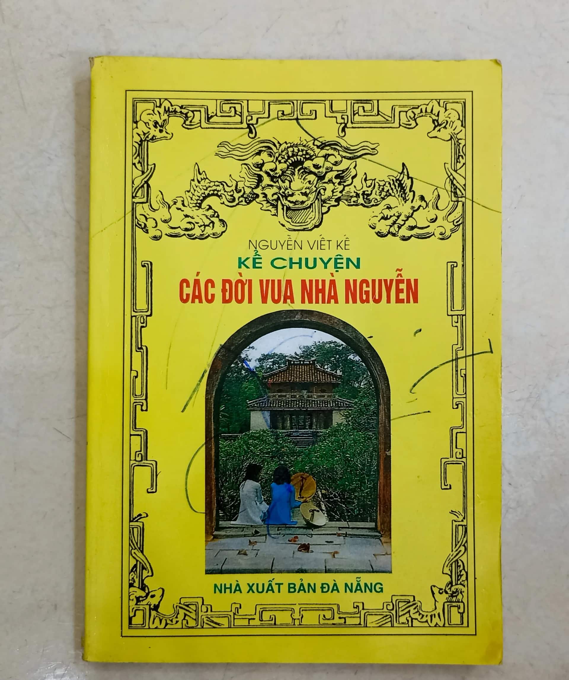 Kể chuyện các đời vua Nhà Nguyễn