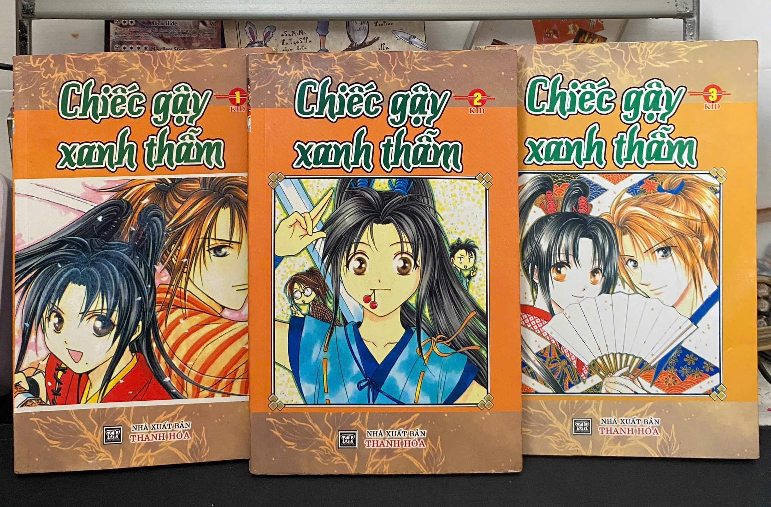 Chiếc Gậy Xanh Thẫm