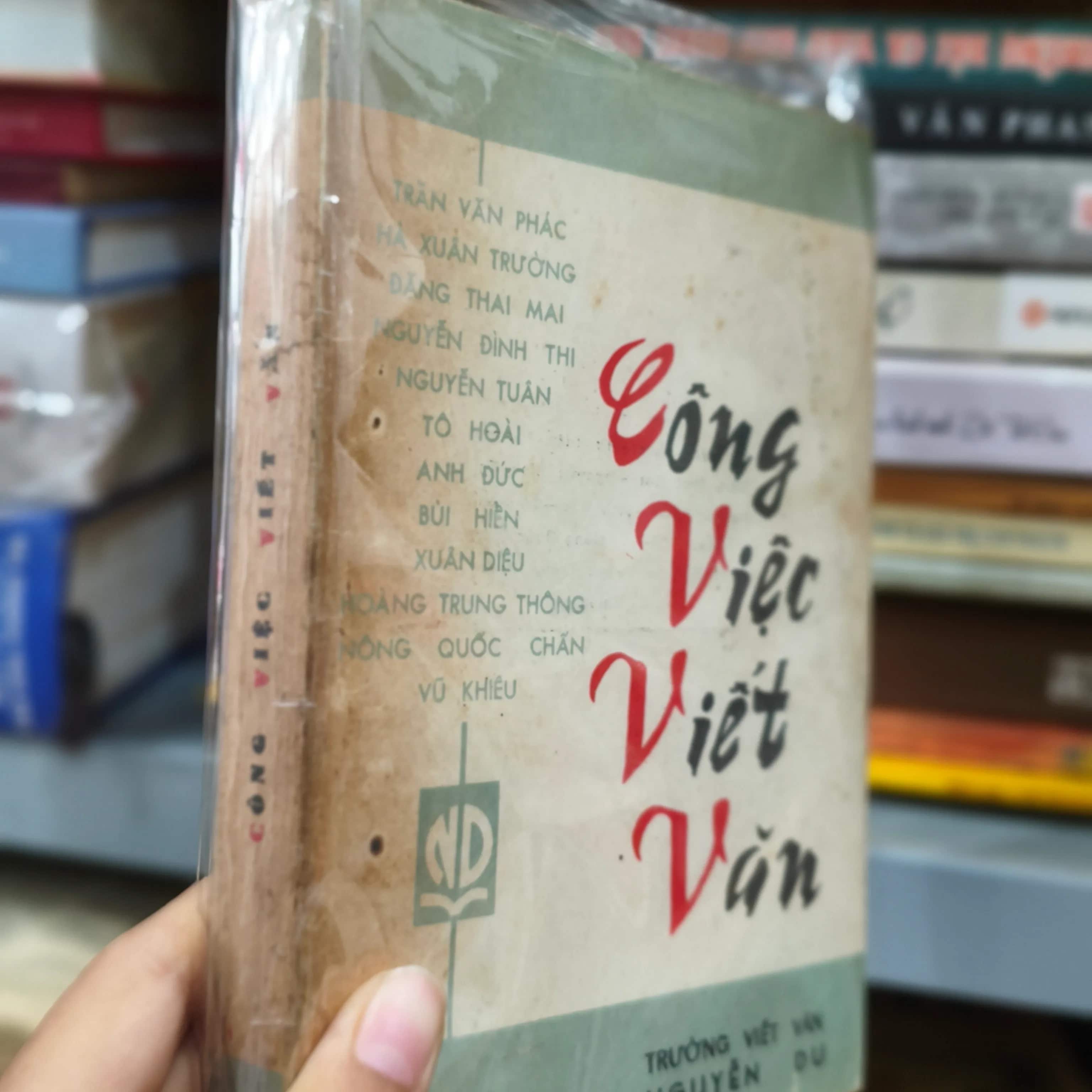 Công việc viết văn 