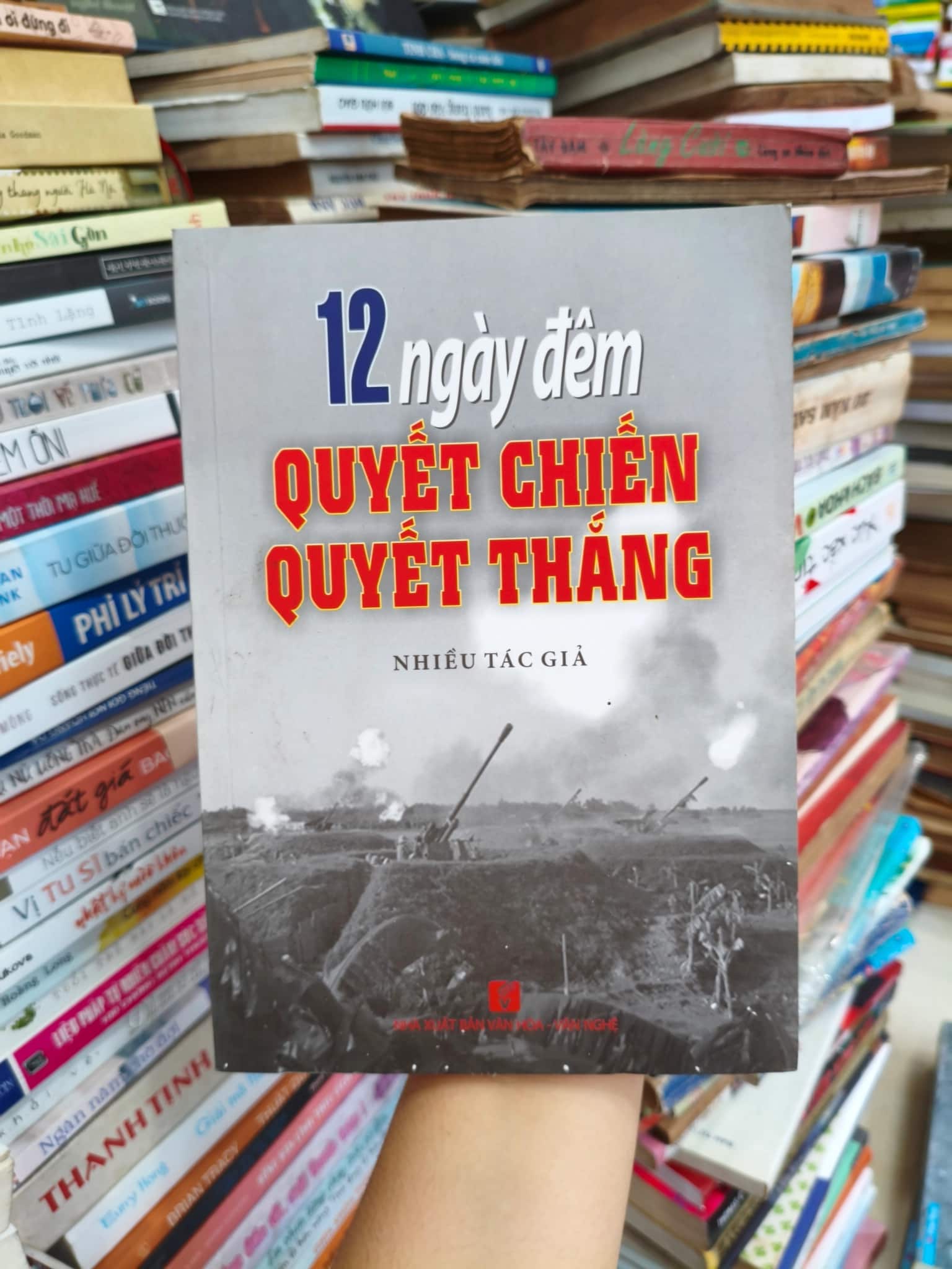 12 ngày đêm quyết chiến thắng 