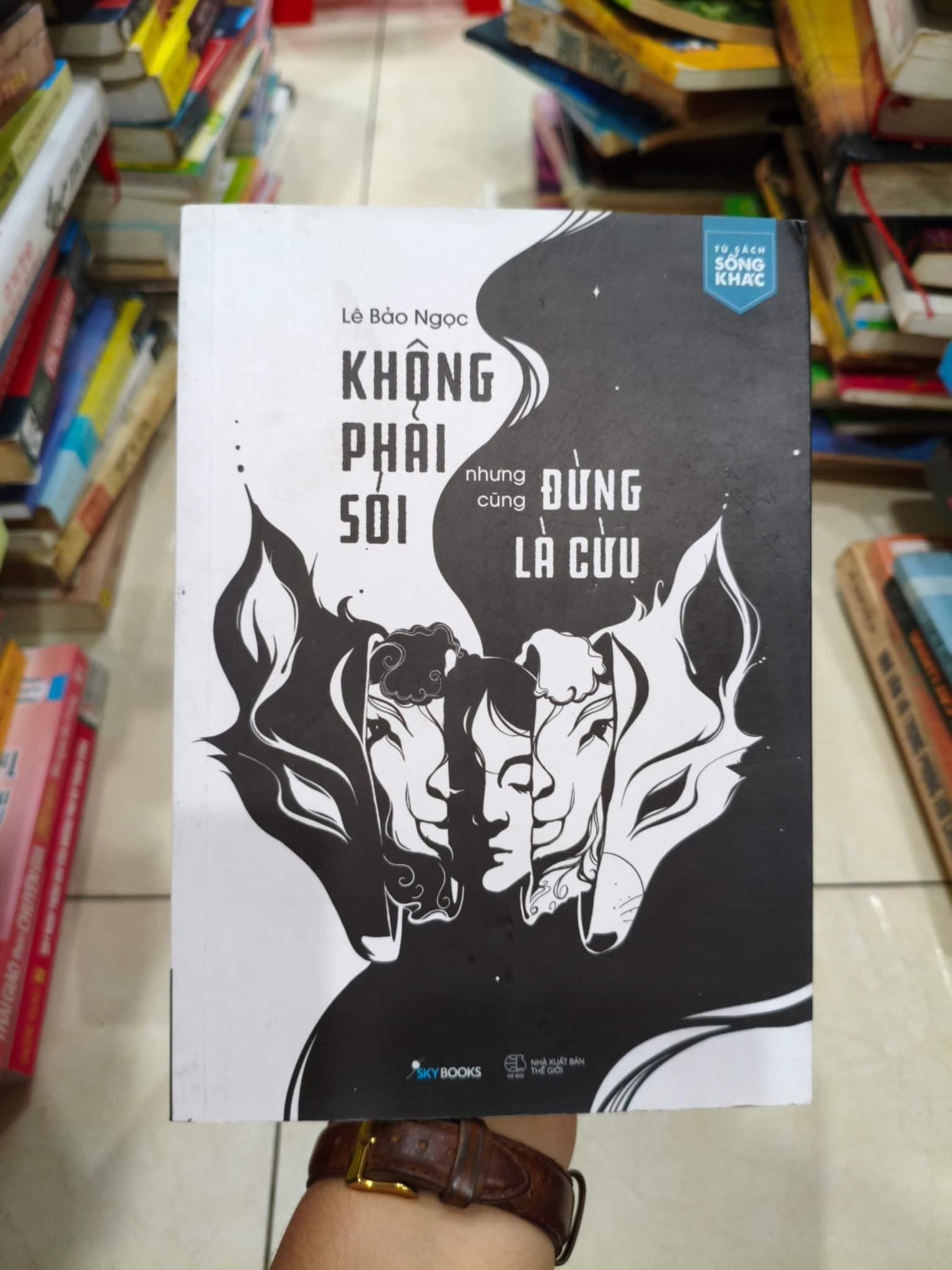 Khoonh phải sói nhưng cũng đừng là cừu
