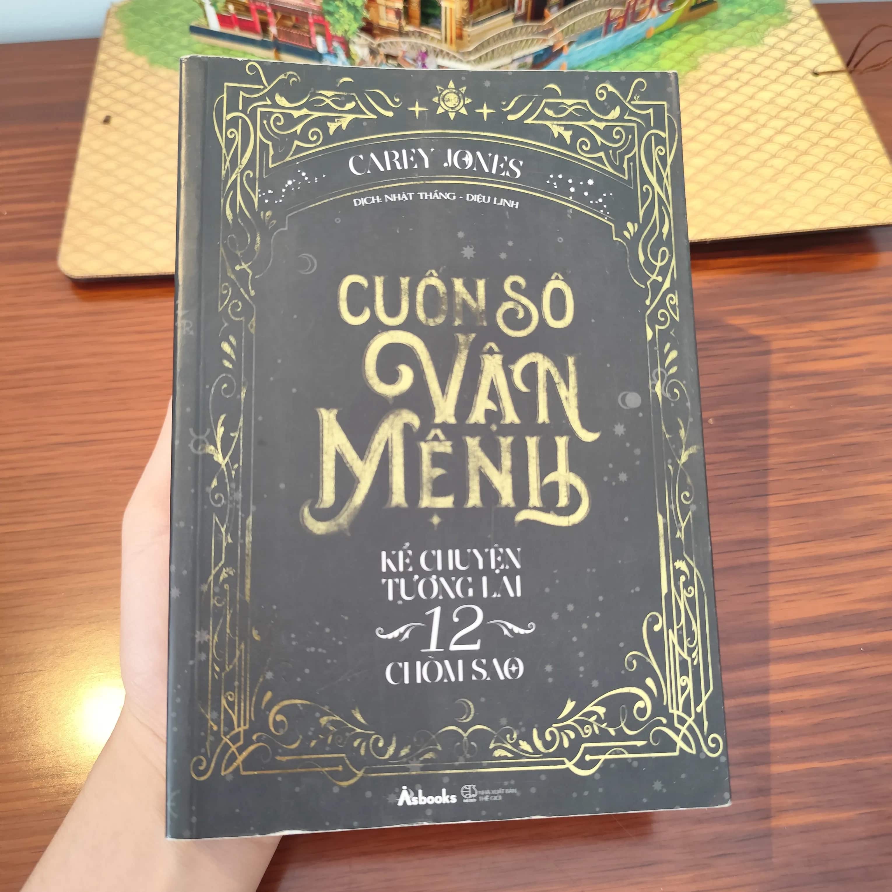 Cuốn sổ vận mệnh- Kể chuyện tương lai 12 chòm sao