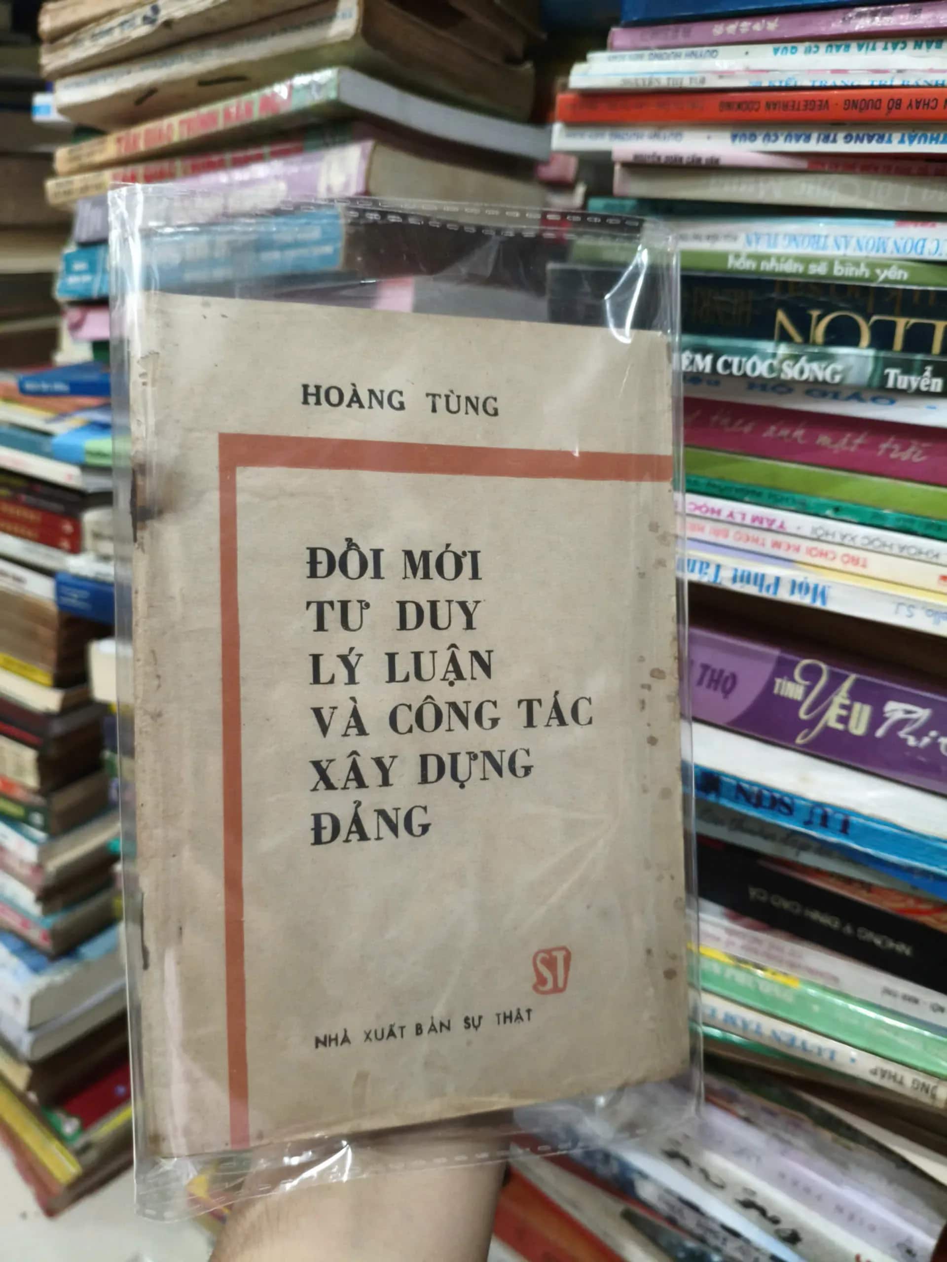 Đổi Mới Tư Duy Lý Luận Và Công Tác Xây Dựng Đảng