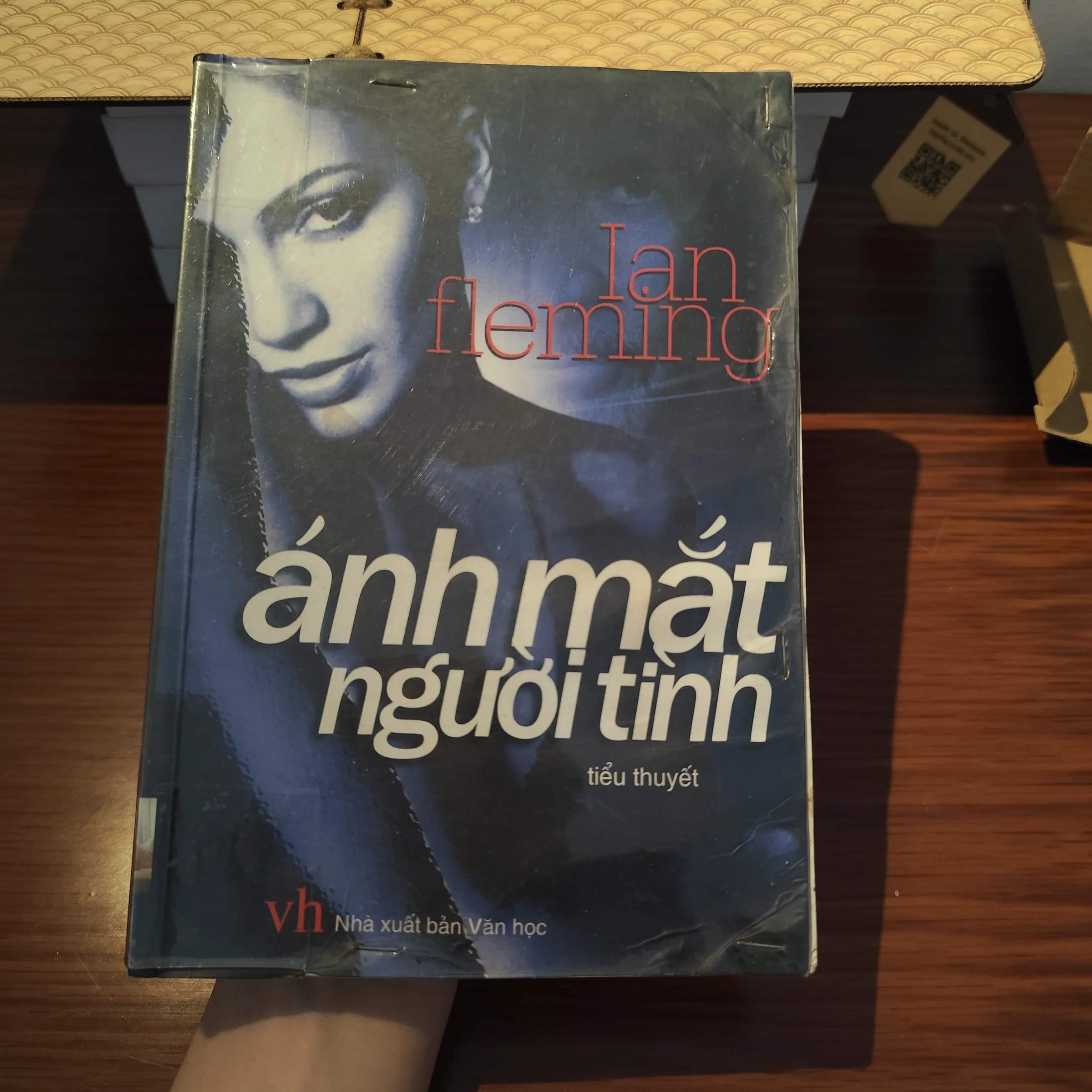 Ánh mắt người tình