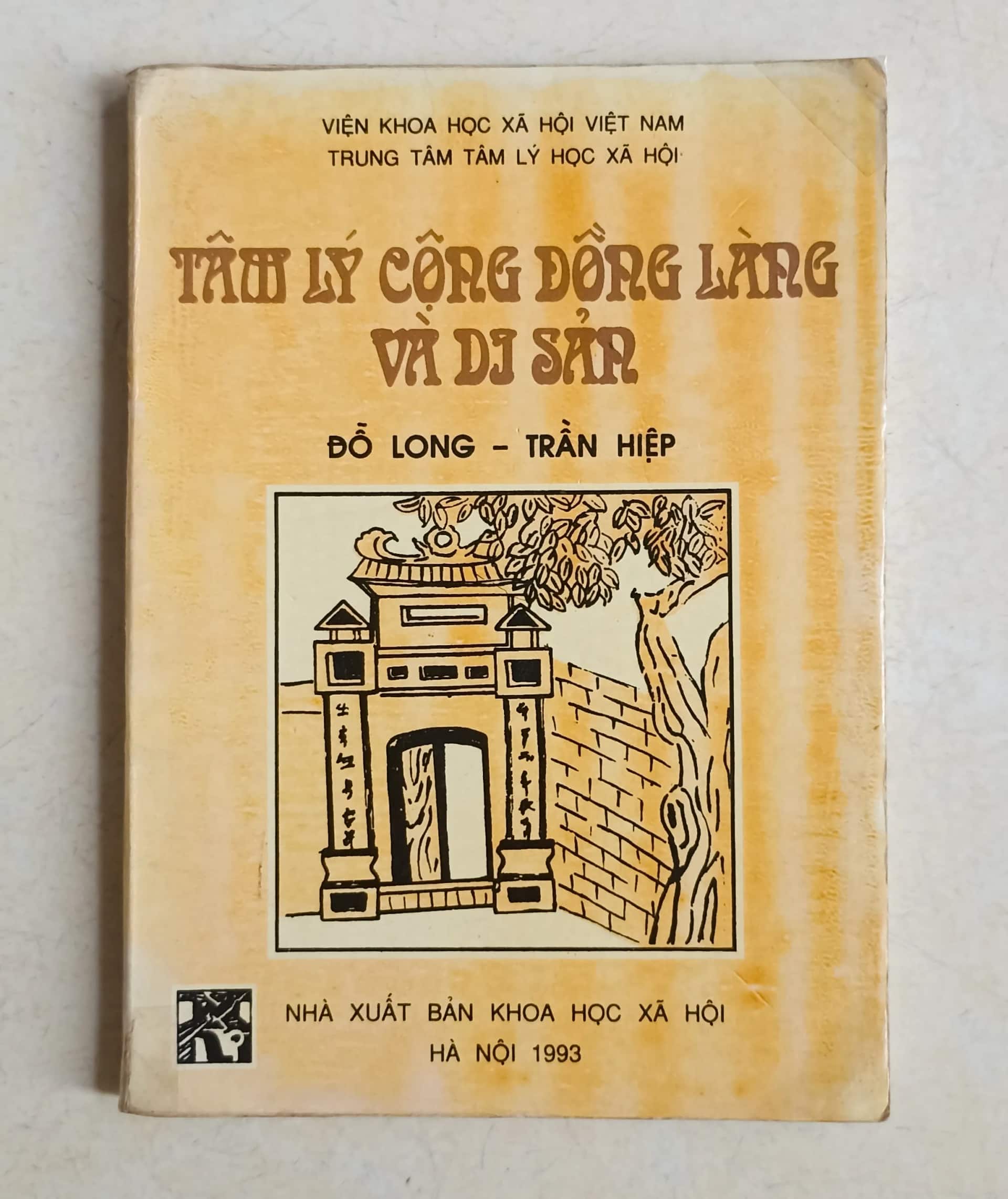 Tâm lý cộng đồng làng và di sản
