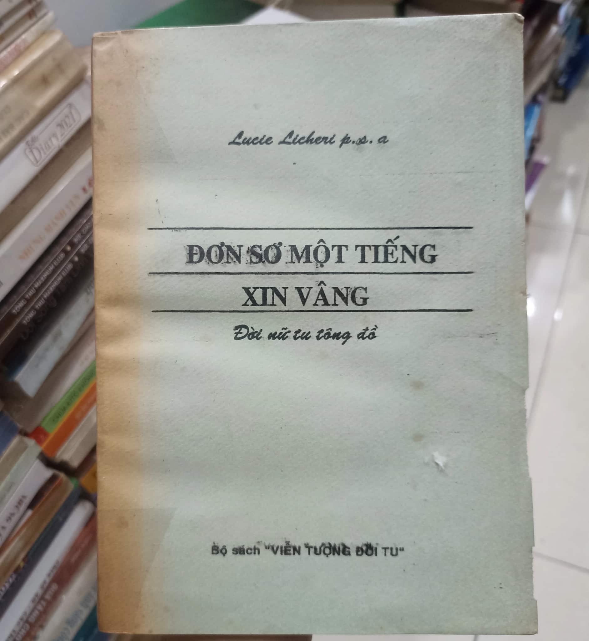 Đơn sơ một tiếng xin vâng 
