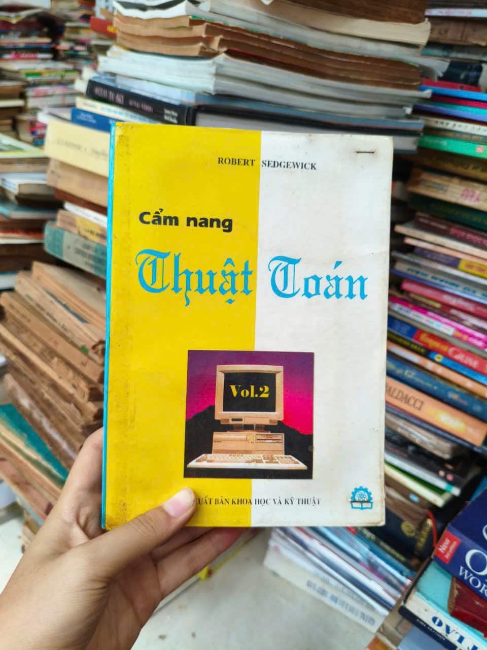 Cẩm Nang Thuật Toán