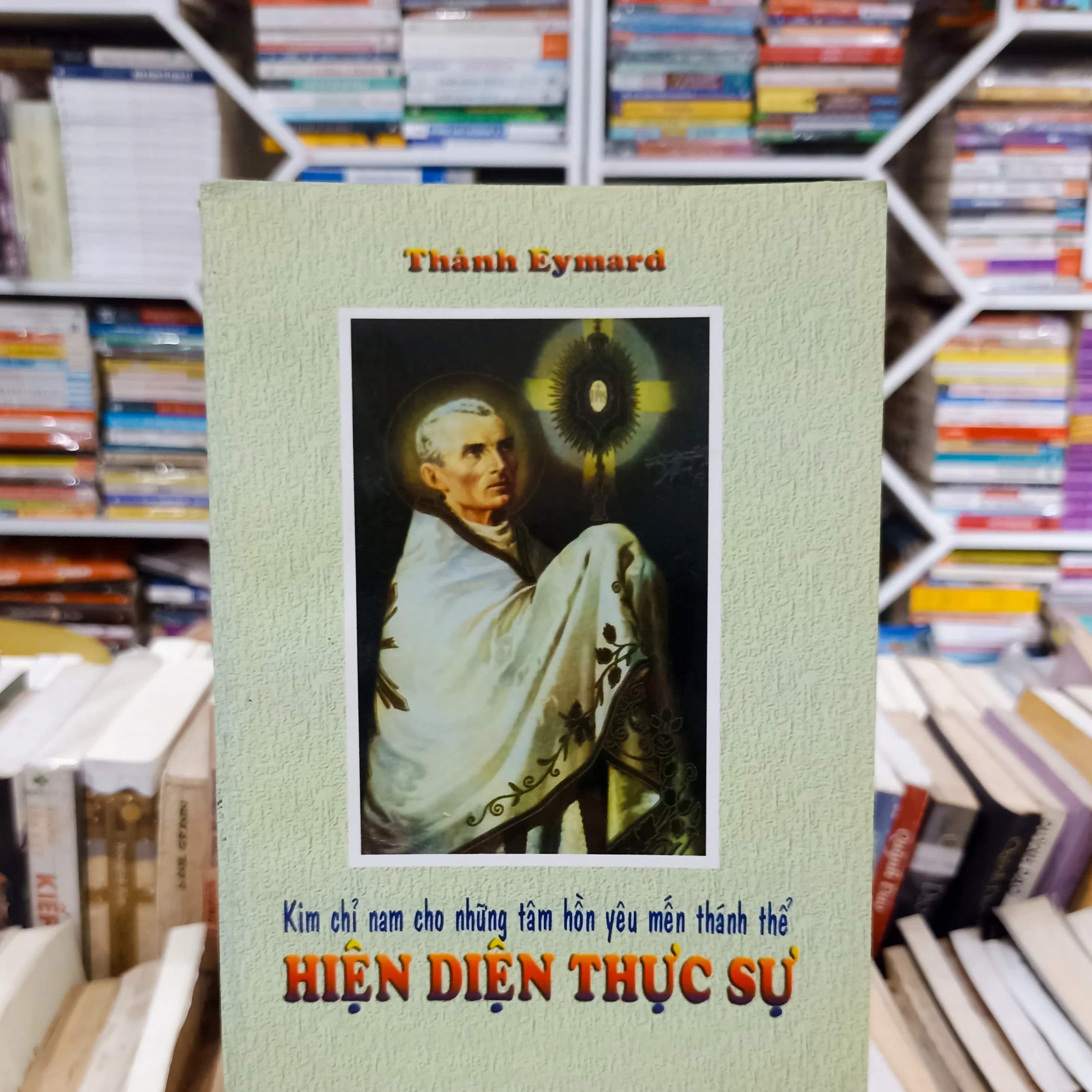 Kim chỉ nam cho những tâm hồn yêu mến thánh thể hiện diện thật sự 