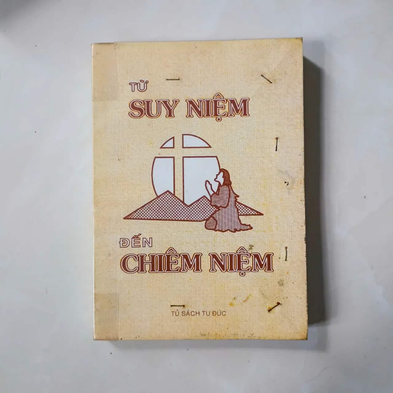 Từ suy niệm đến chiêm niệm 