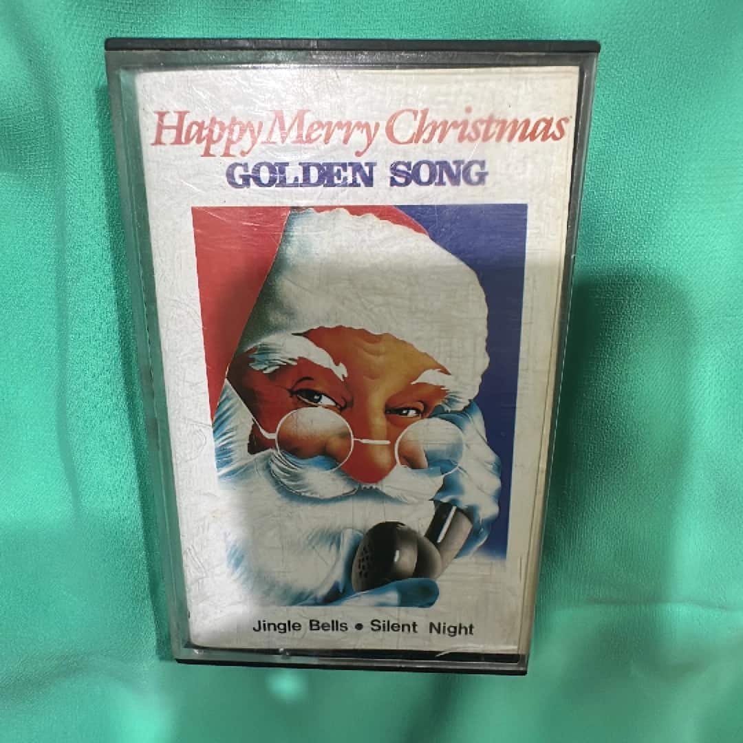 Happy Merry Christmas - Tape - cassette