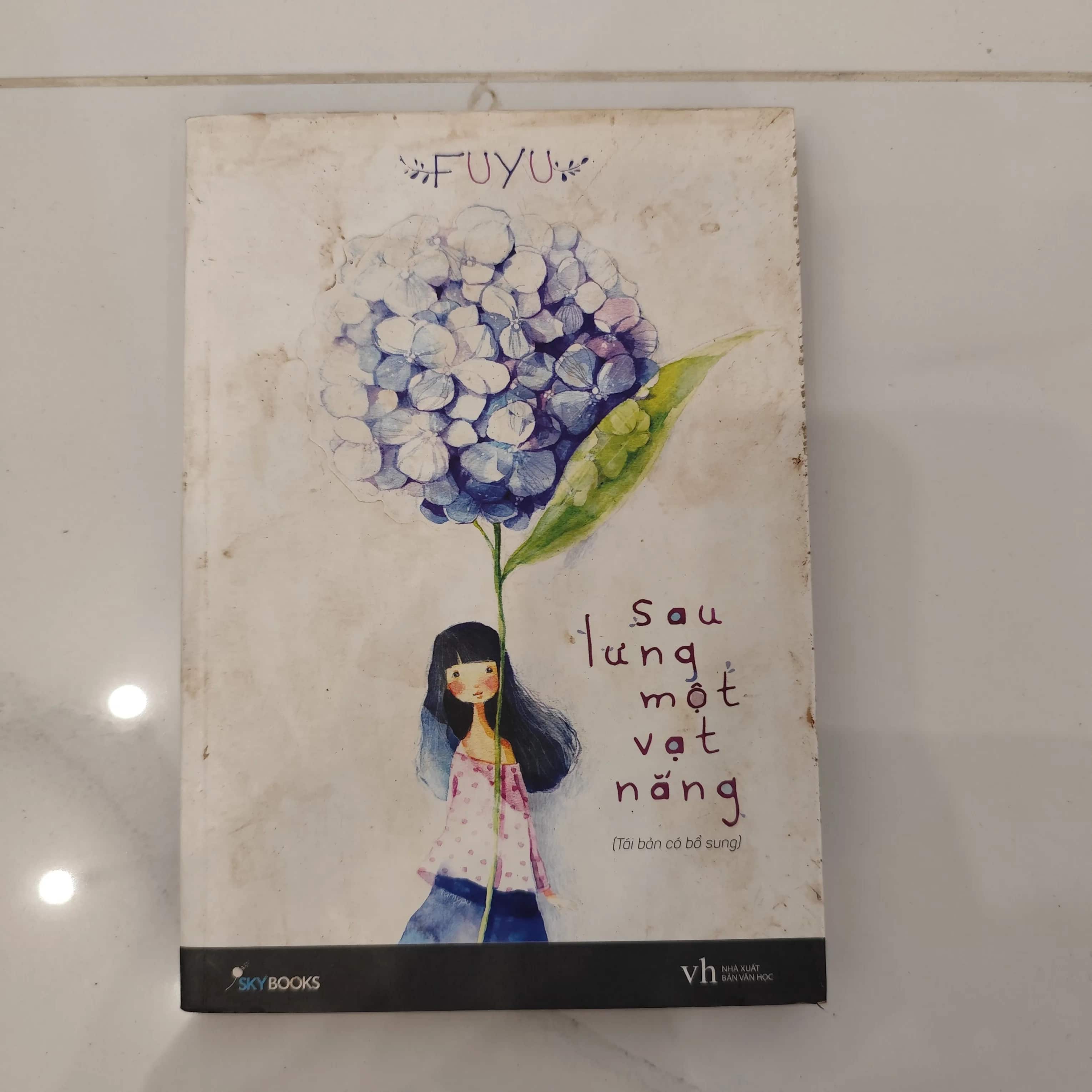 Sau lưng một vạt nắng