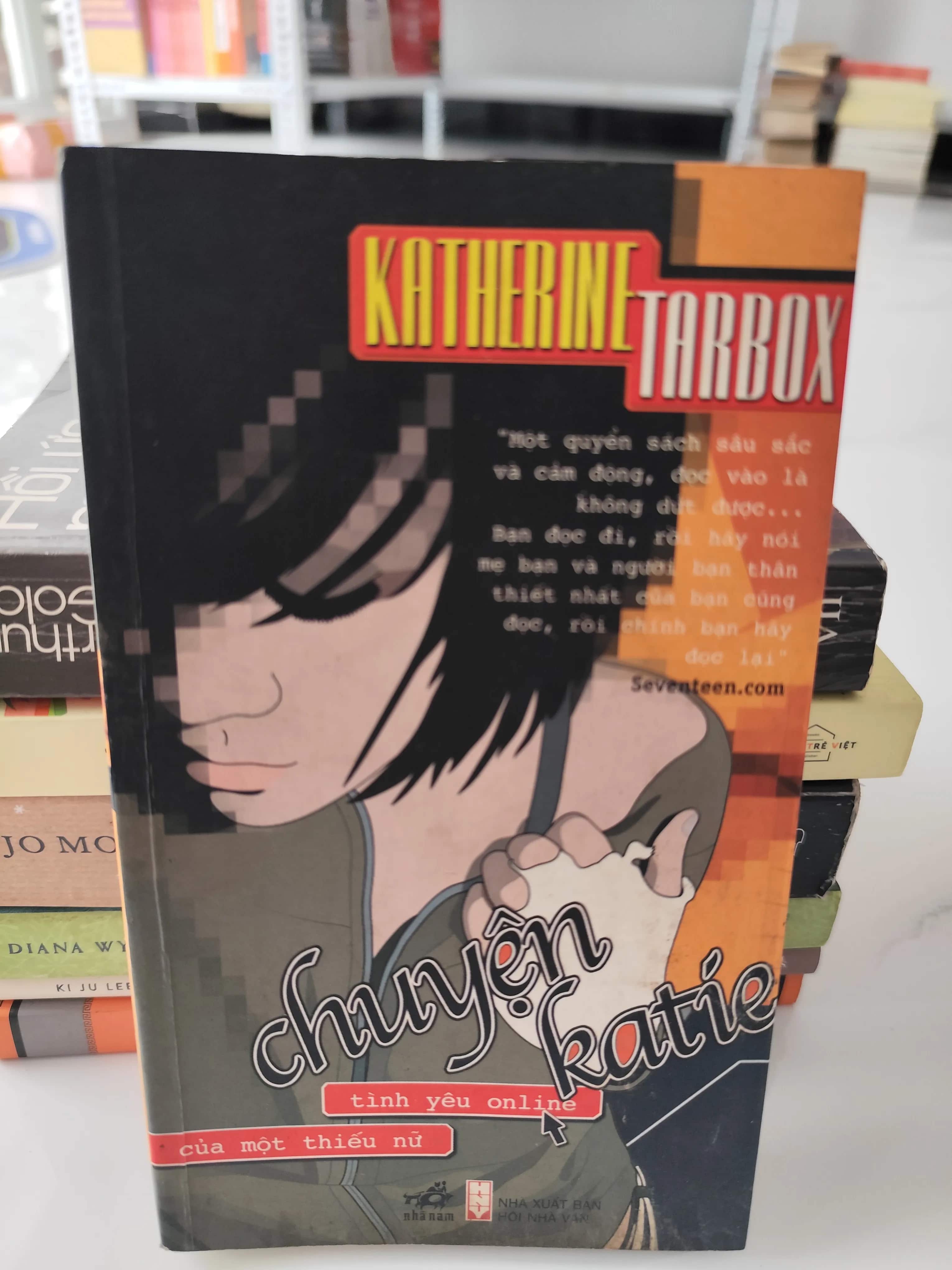 Chuyện Katie Tình yêu online của một thiếu nữ